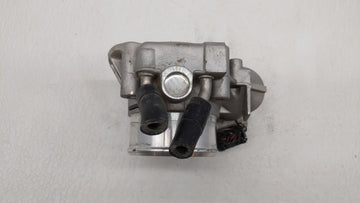 2011-2015 Kia Optima Throttle Body P/N:35100-2G710 Fits Fits 2011 2012 2013 2014 2015 2016 OEM Used Auto Parts
