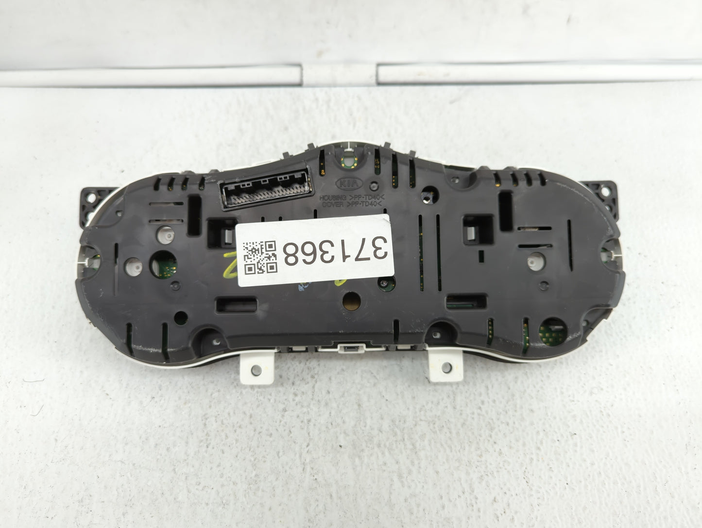 2014-2015 Kia Optima Instrument Cluster Speedometer Gauges P/N:94031-2T270 Fits Fits 2014 2015 OEM Used Auto Parts - Oemused