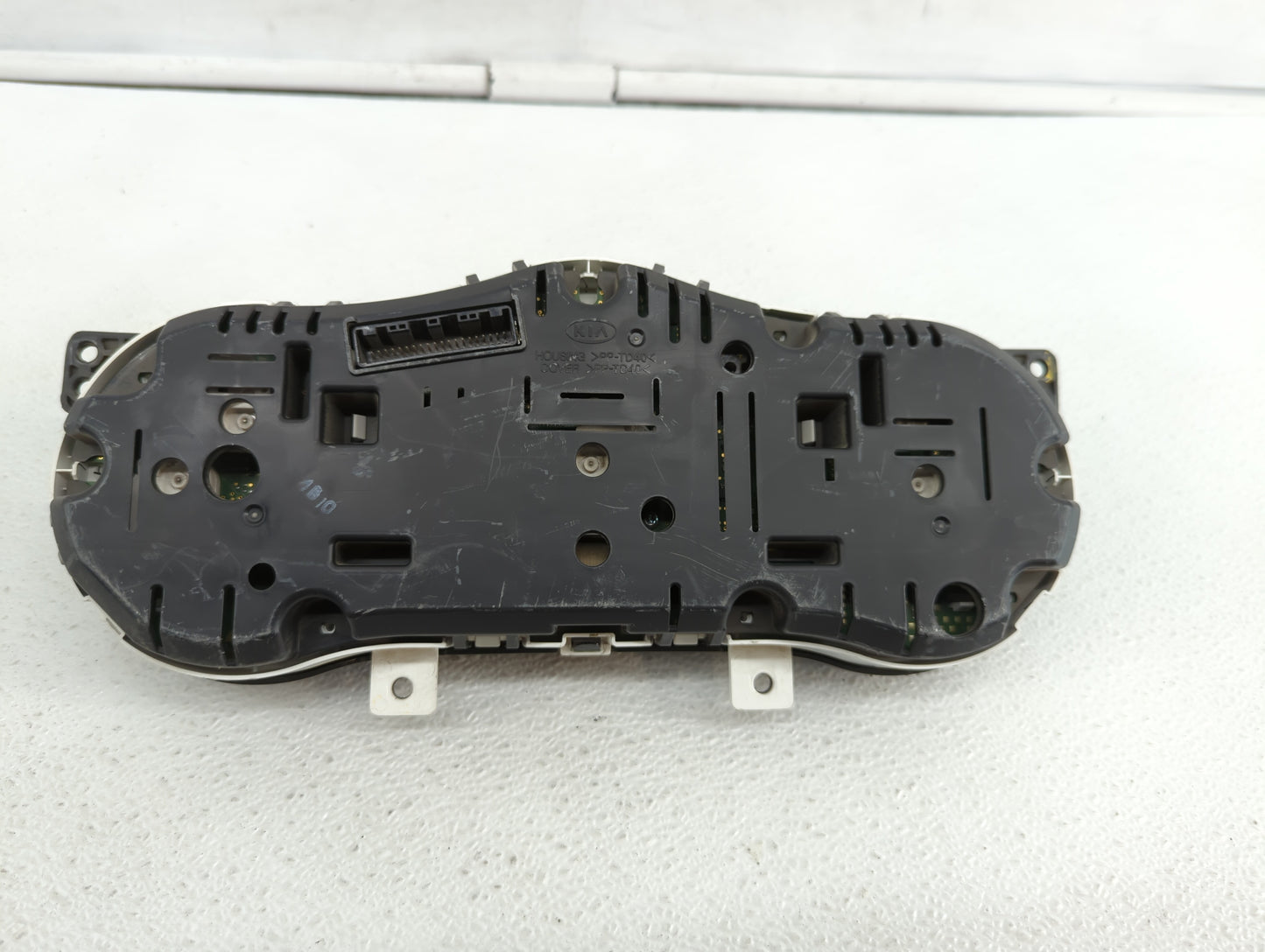 2014-2015 Kia Optima Instrument Cluster Speedometer Gauges P/N:94031-2T270 Fits Fits 2014 2015 OEM Used Auto Parts - Oemused