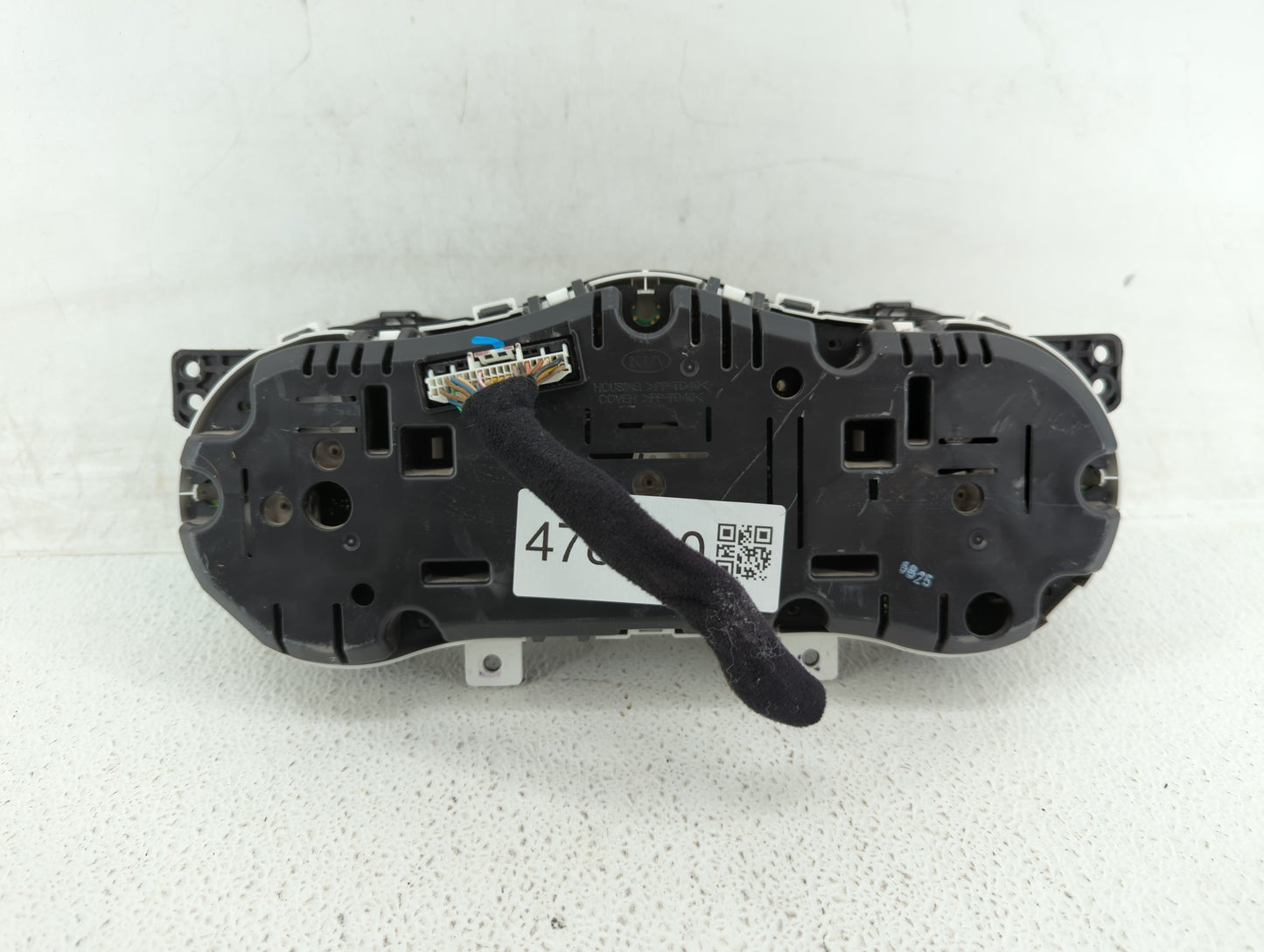 2014-2015 Kia Optima Instrument Cluster Speedometer Gauges P/N:94041-2T460 94031-2T270 Fits Fits 2014 2015 OEM Used Auto Par