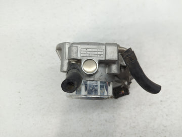 2011-2016 Kia Optima Throttle Body P/N:35100-2G800 Fits Fits 2011 2012 2013 2014 2015 2016 OEM Used Auto Parts