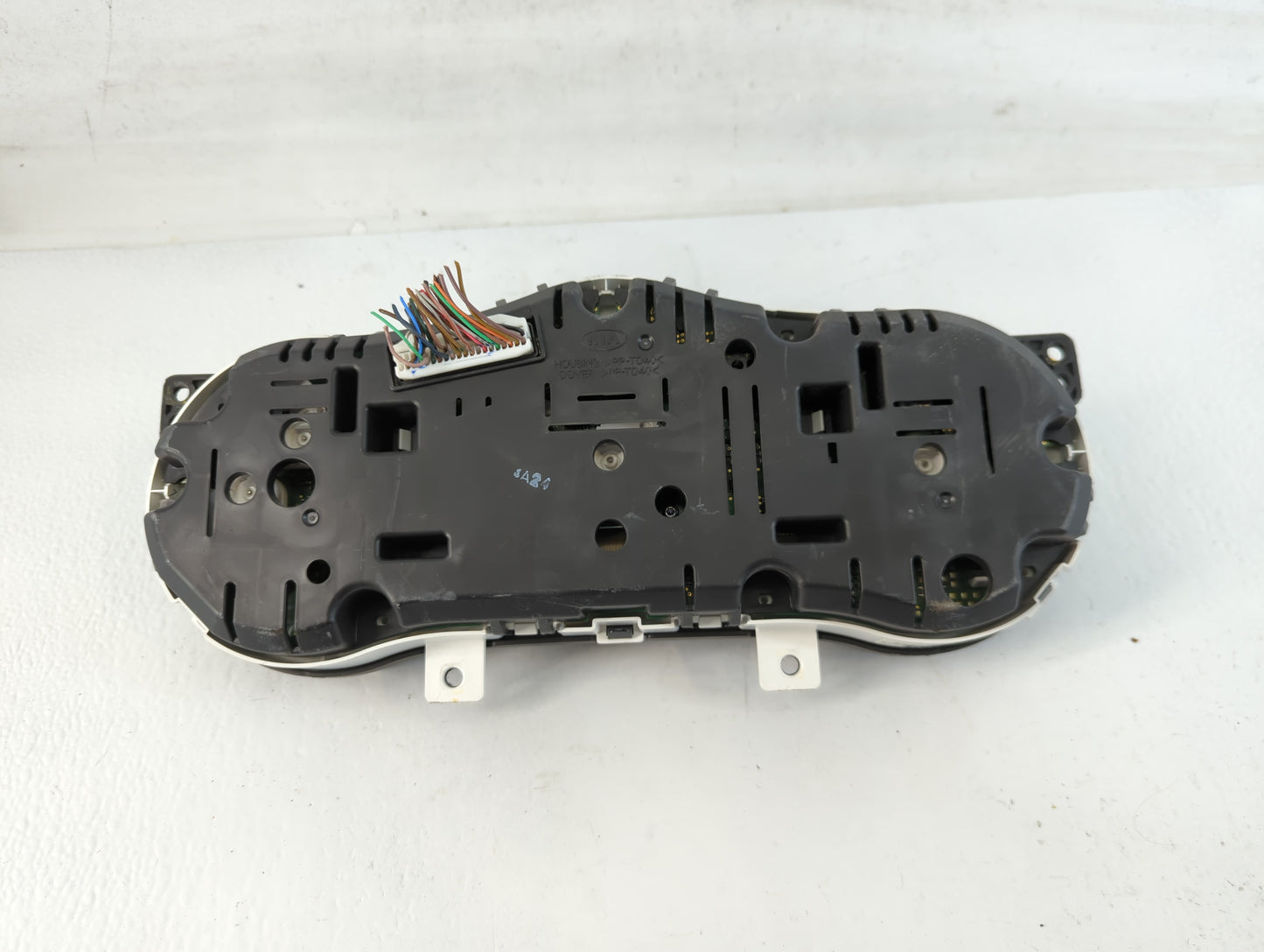 2014-2015 Kia Optima Instrument Cluster Speedometer Gauges P/N:94031-2T270 Fits Fits 2014 2015 OEM Used Auto Parts - Oemused
