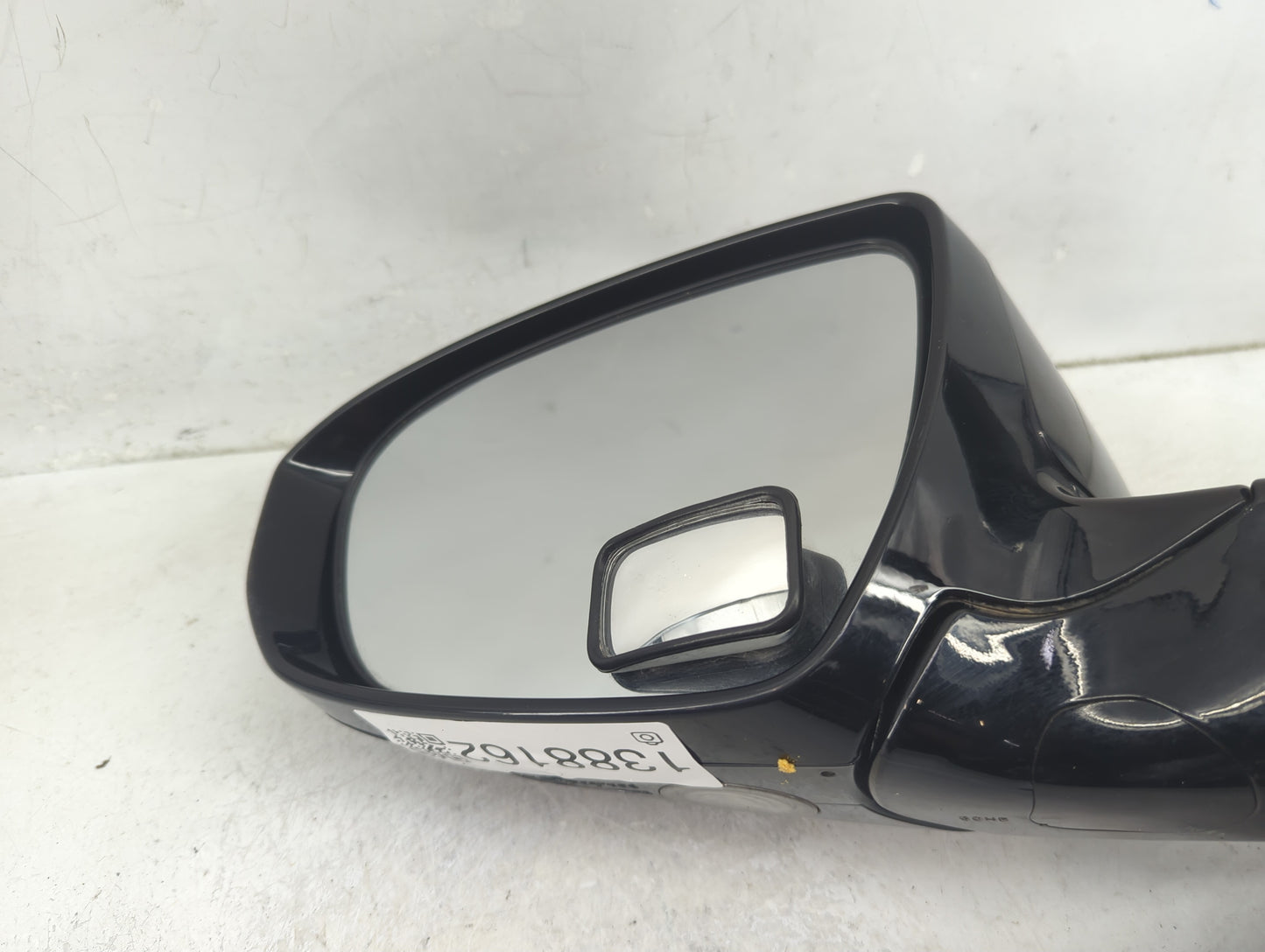 2012-2014 Kia Rio Driver Side View Mirror - Left Door Mirror OEM Used - Oemusedautoparts1.com