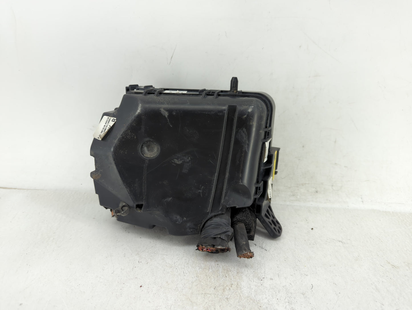 2014-2015 Kia Rondo Fusebox Fuse Box Panel Relay Module P/N:91210 A4310 Fits Fits 2014 2015 OEM Used Auto Parts - Oemusedaut