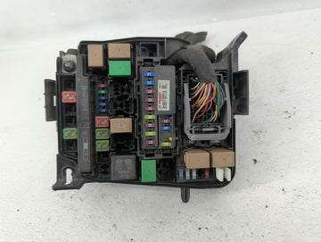 2014-2015 Kia Rondo Fusebox Fuse Box Panel Relay Module P/N:91210 A4320 Fits Fits 2014 2015 OEM Used Auto Parts