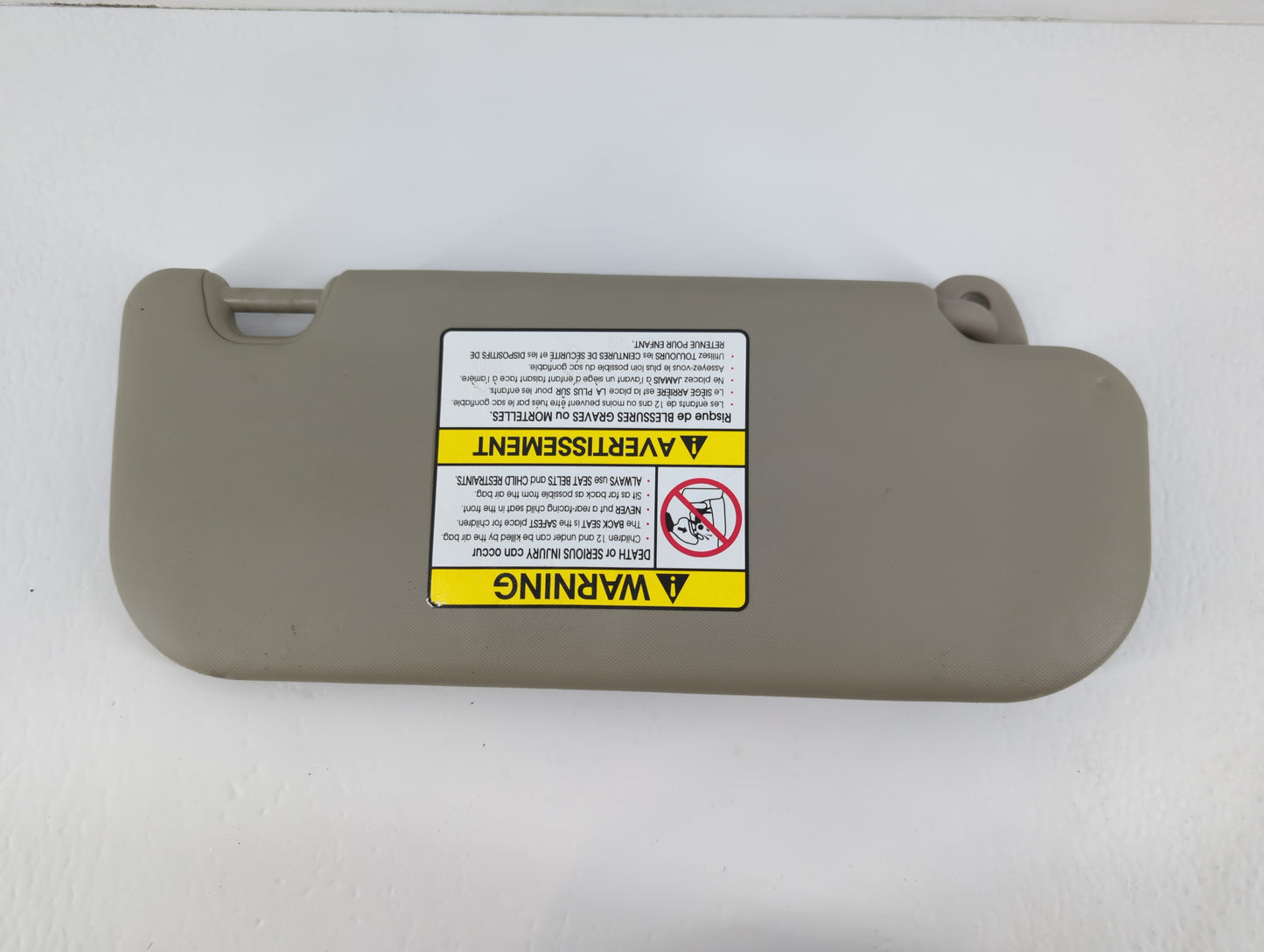 2014-2017 Kia Rondo Sun Visor Shade Replacement Driver Left Mirror Fits Fits 2014 2015 2016 2017 OEM Used Auto Parts - Oemus