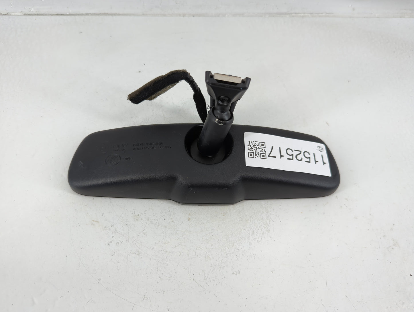 2011-2020 Kia Sorento Interior Rear View Mirror Replacement OEM P/N:E11026004 Fits OEM Used Auto Parts - Oemusedautoparts1.c