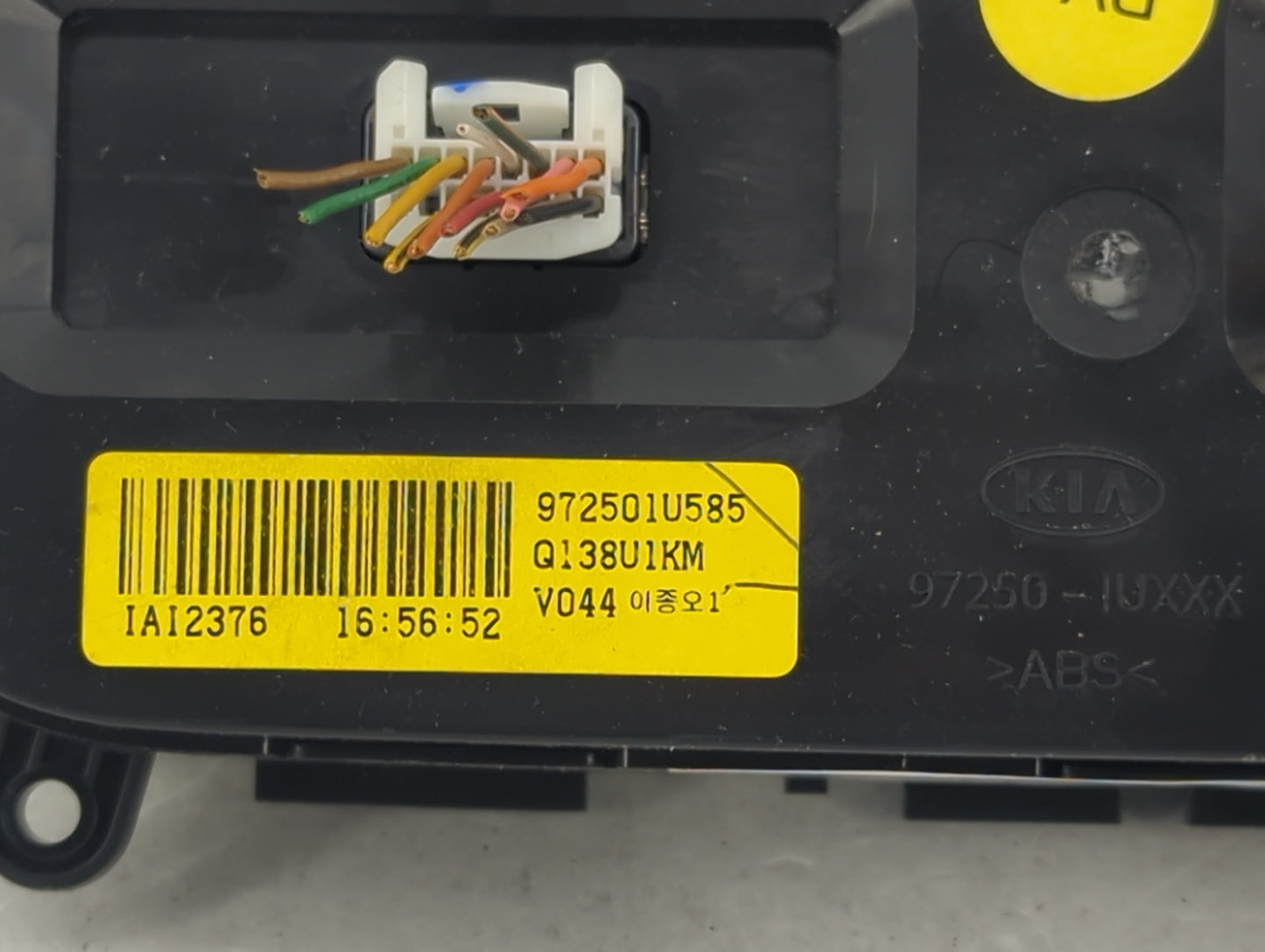 2014-2015 Kia Sorento Climate Control Module Temperature AC/Heater Replacement P/N:972501U585 Fits Fits 2014 2015 OEM Used A