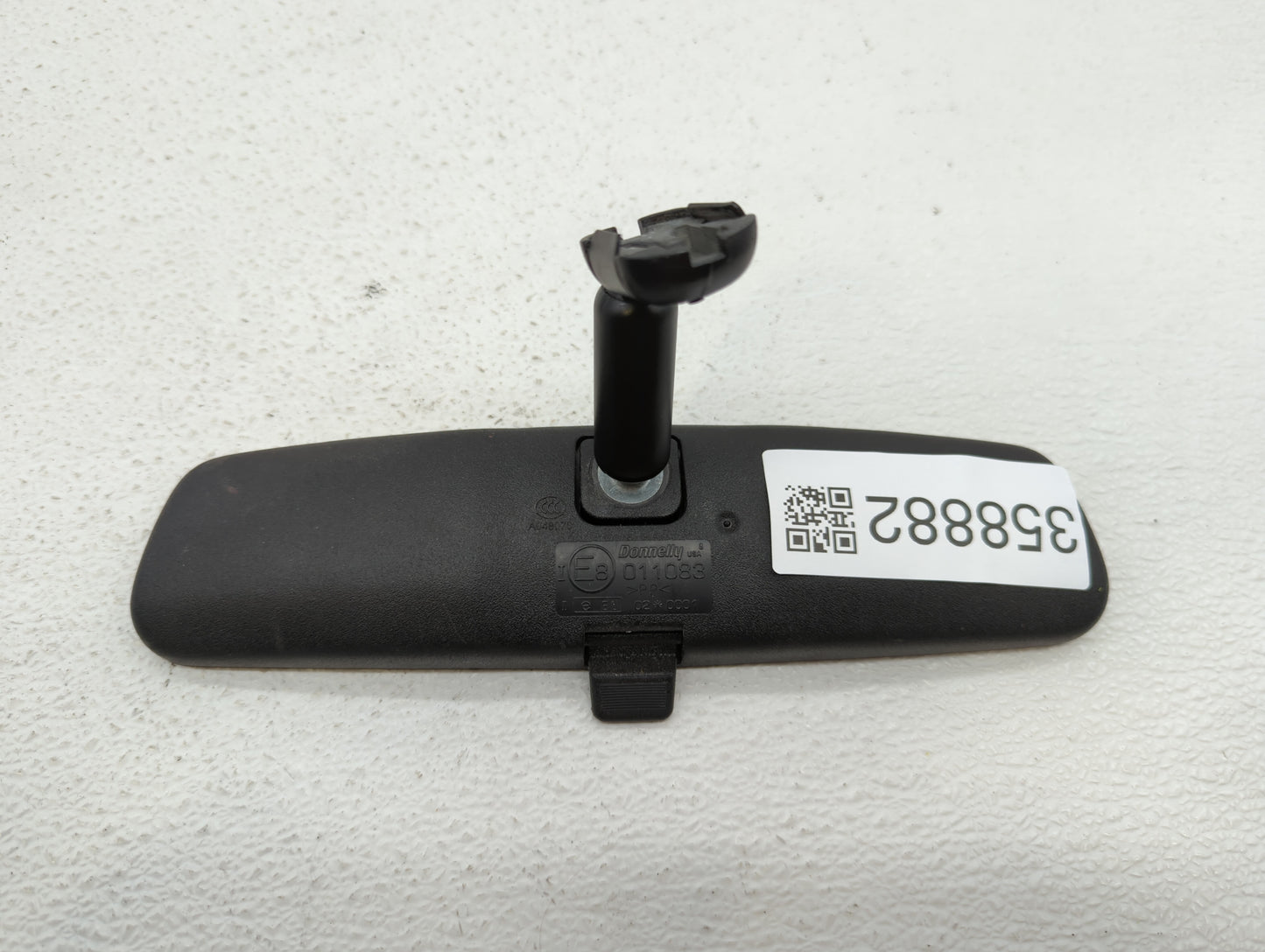 2011-2015 Kia Sorento Interior Rear View Mirror Replacement OEM P/N:E11026137 E4012143 Fits OEM Used Auto Parts - Oemusedaut