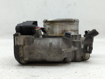 2012-2015 Kia Sorento Throttle Body P/N:35100-2G700 Fits Fits 2011 2012 2013 2014 2015 2016 OEM Used Auto Parts