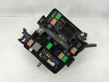 2014-2015 Kia Sorento Fusebox Fuse Box Panel Relay Module P/N:91941-2P520 Fits Fits 2014 2015 OEM Used Auto Parts