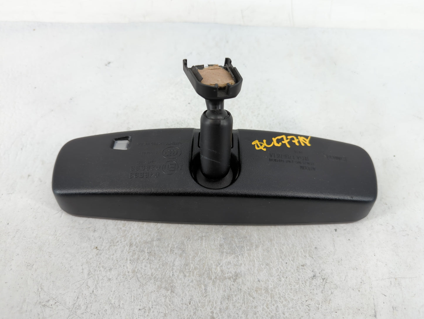 2011-2015 Kia Sorento Interior Rear View Mirror Replacement OEM P/N:BU5A 17E678 LA Fits OEM Used Auto Parts - Oemusedautopar