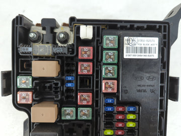 2014 Kia Soul Fusebox Fuse Box Panel Relay Module P/N:91950-B2050 91421B2740 Fits OEM Used Auto Parts