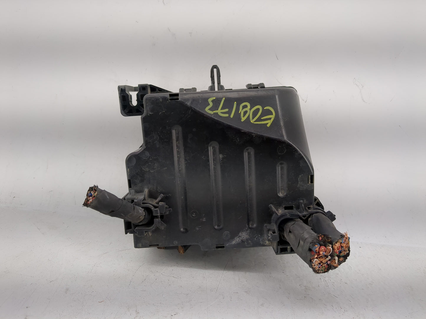 2014 Kia Soul Fusebox Fuse Box Panel Relay Module P/N:91950-B2050 Fits OEM Used Auto Parts - Oemusedautoparts1.com