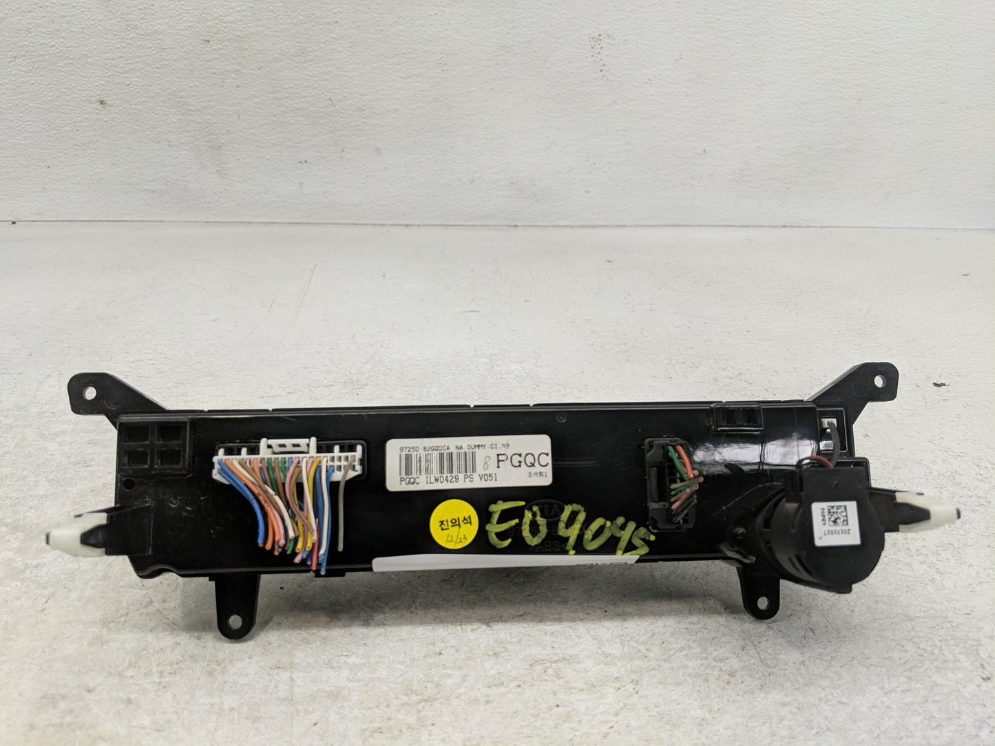 2014-2016 Kia Soul Climate Control Module Temperature AC/Heater Replacement P/N:97250-B2GQ0CA Fits Fits 2014 2015 2016 OEM U
