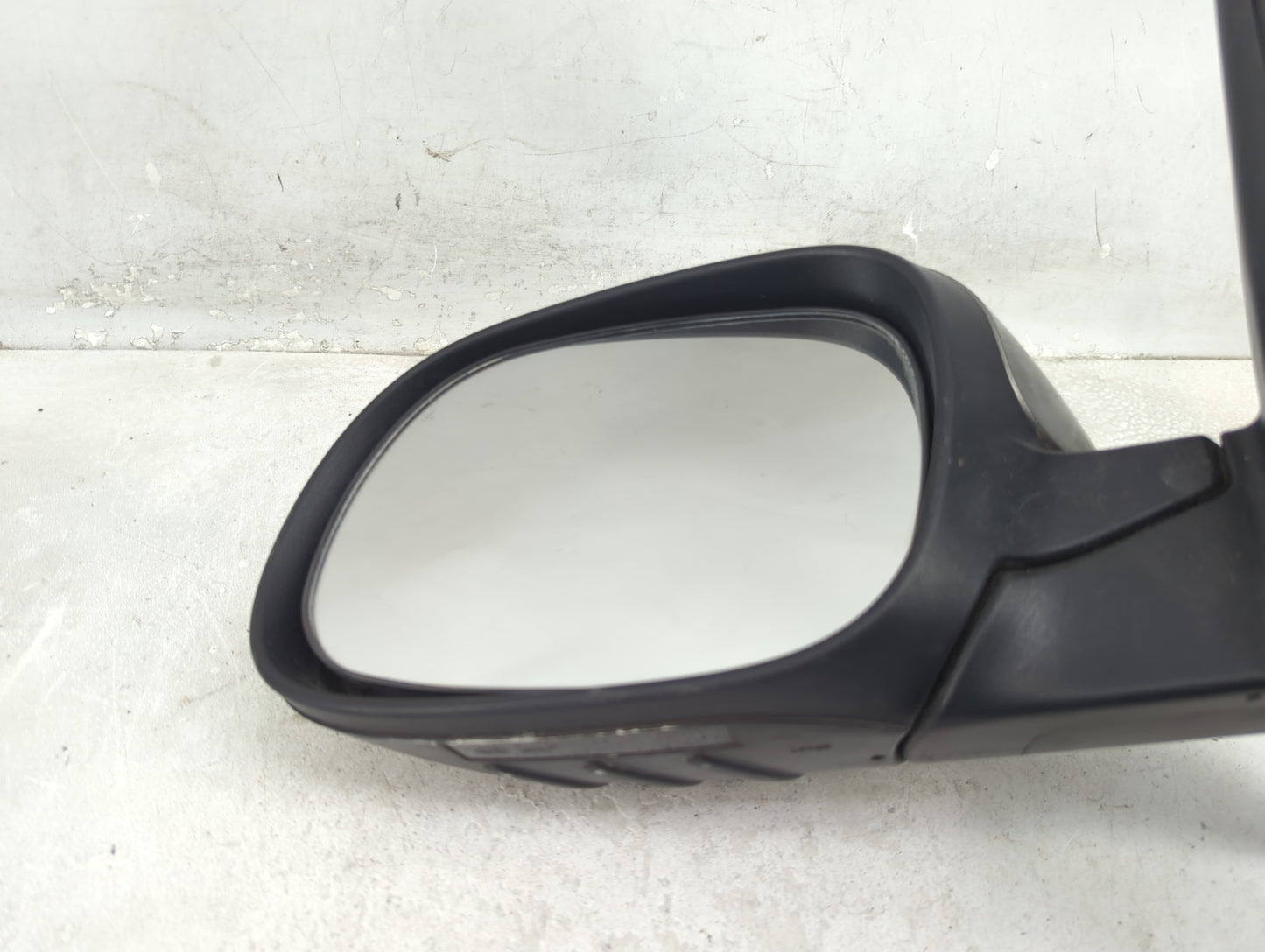 2014-2019 Kia Soul Driver Side View Mirror - Left Door Mirror OEM Used - Oemusedautoparts1.com