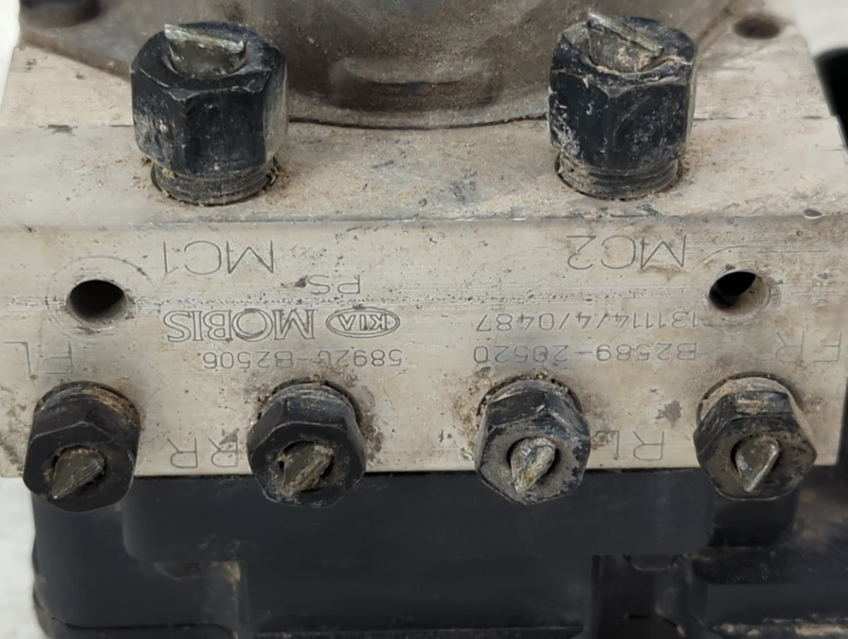 2014-2015 Kia Soul Anti-Lock Brake ABS Pump Module Actuator OEM P/N:58920-B2520 58900-B2506, 61589-45200 Fits Fits 2014 2015