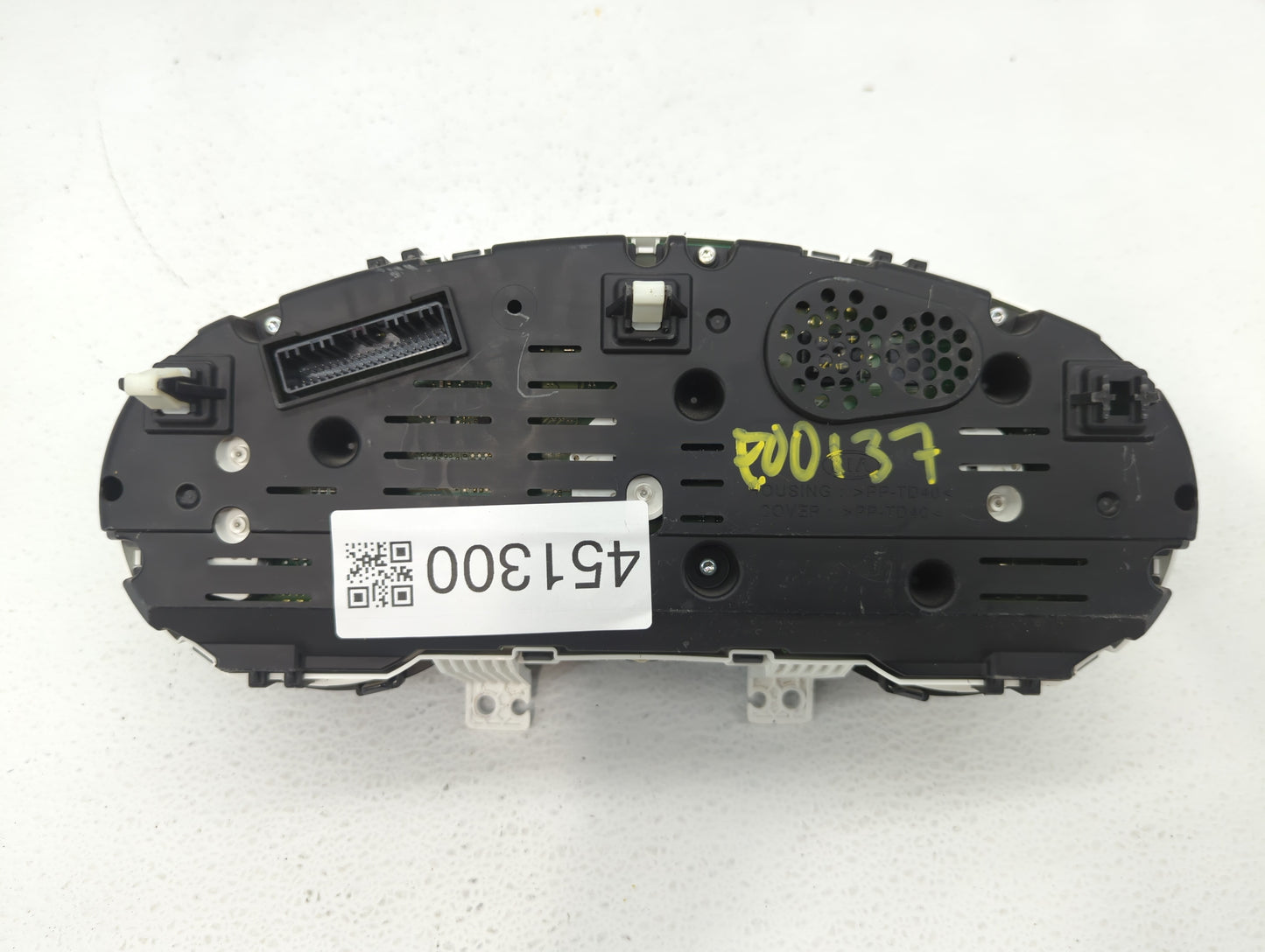 2014-2015 Kia Soul Instrument Cluster Speedometer Gauges P/N:94006-B2510 94006-B2520 Fits Fits 2014 2015 OEM Used Auto Parts