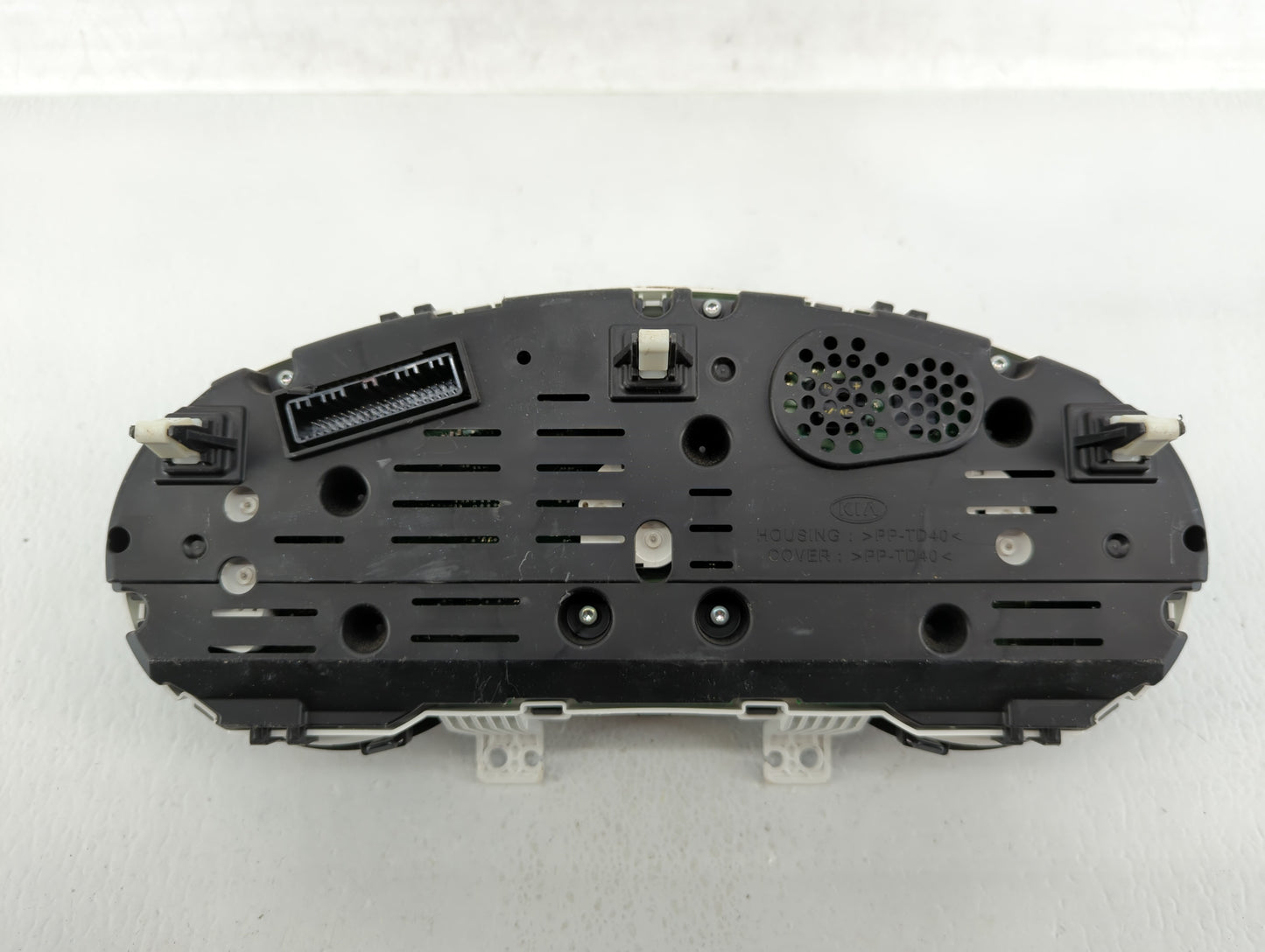 2014-2015 Kia Soul Instrument Cluster Speedometer Gauges P/N:94006-B2510 94006-B2520 Fits Fits 2014 2015 OEM Used Auto Parts
