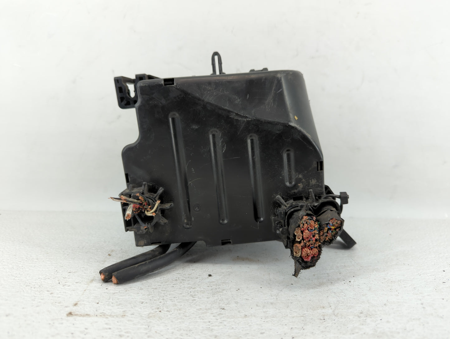 2014 Kia Soul Fusebox Fuse Box Panel Relay Module P/N:91950-B2090 91950-B2050 Fits OEM Used Auto Parts - Oemusedautoparts1.c