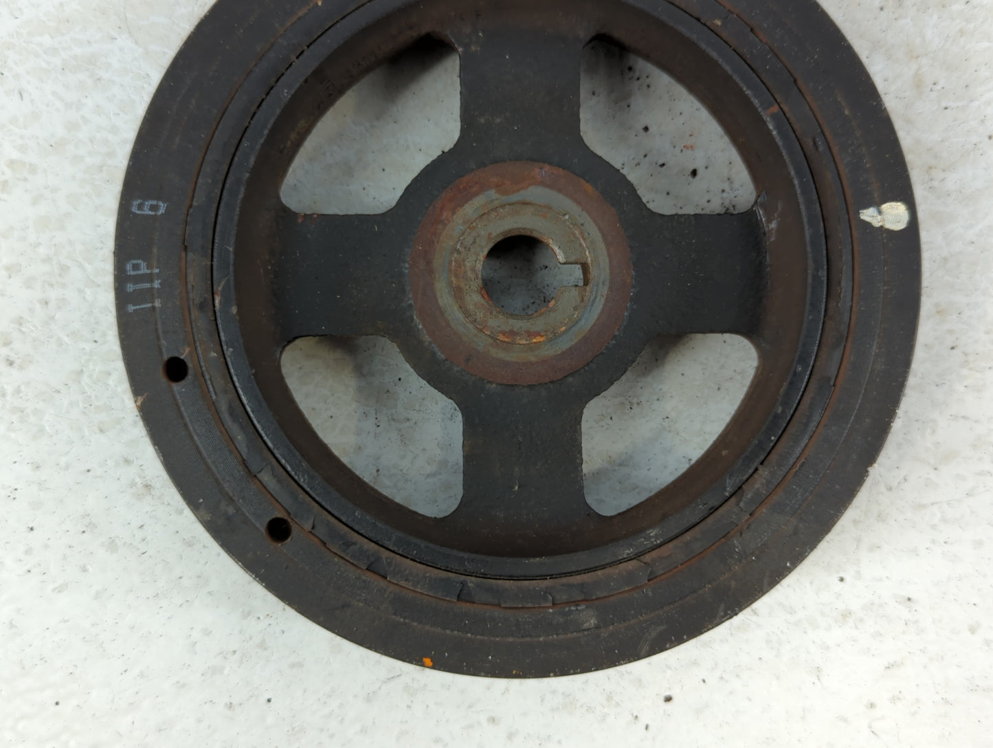 2014 Kia Soul SHAFT PULLEY BALANCER - Oemusedautoparts1.com