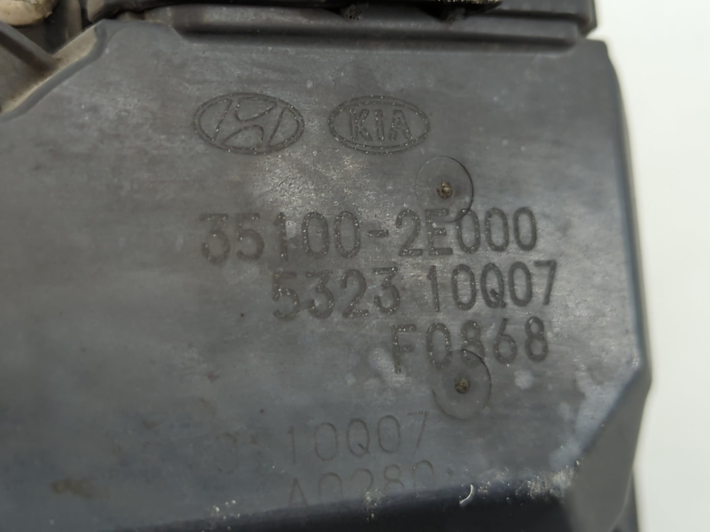 2014-2019 Kia Soul Throttle Body P/N:35100-2E000 Fits Fits 2011 2012 2013 2014 2015 2016 2017 2018 2019 2020 2021 OEM Used A