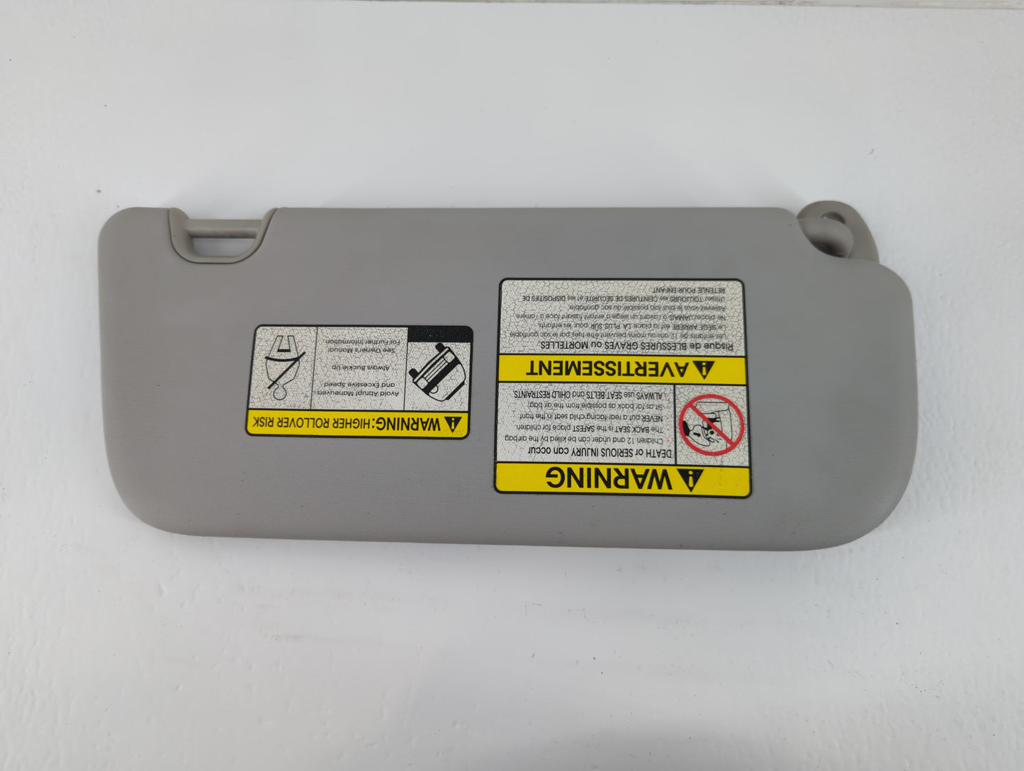 2014-2019 Kia Soul Sun Visor Shade Replacement Driver Left Mirror Fits Fits 2014 2015 2016 2017 2018 2019 OEM Used Auto Part