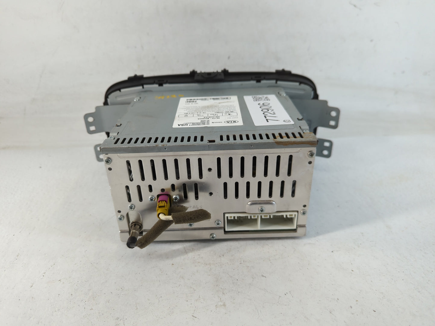 2014-2016 Kia Soul Radio AM FM Cd Player Receiver Replacement P/N:96170-B2090CA Fits Fits 2014 2015 2016 OEM Used Auto Parts