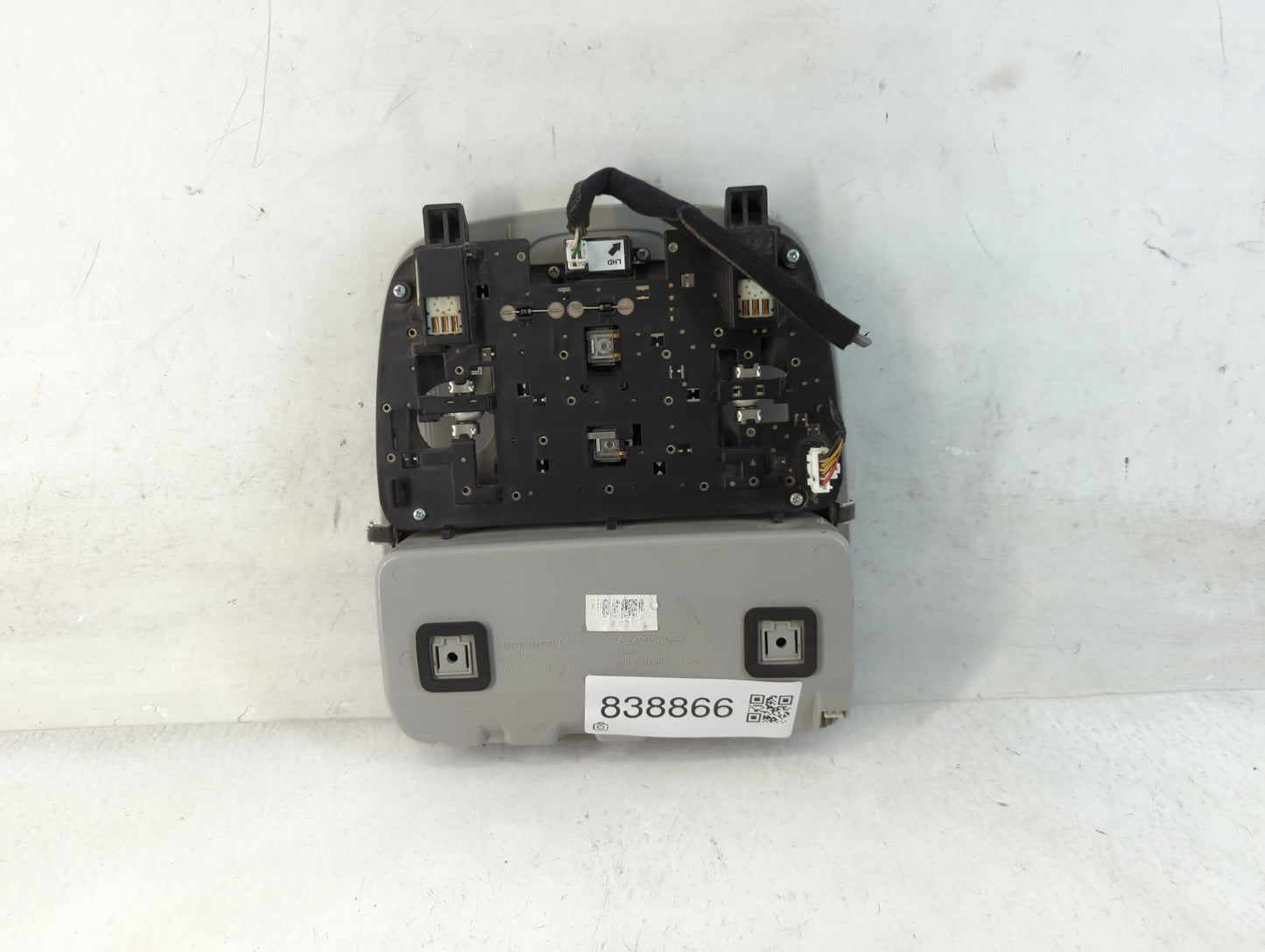 2014-2019 Kia Soul Overhead Roof Console 838866 - Oemusedautoparts1.com