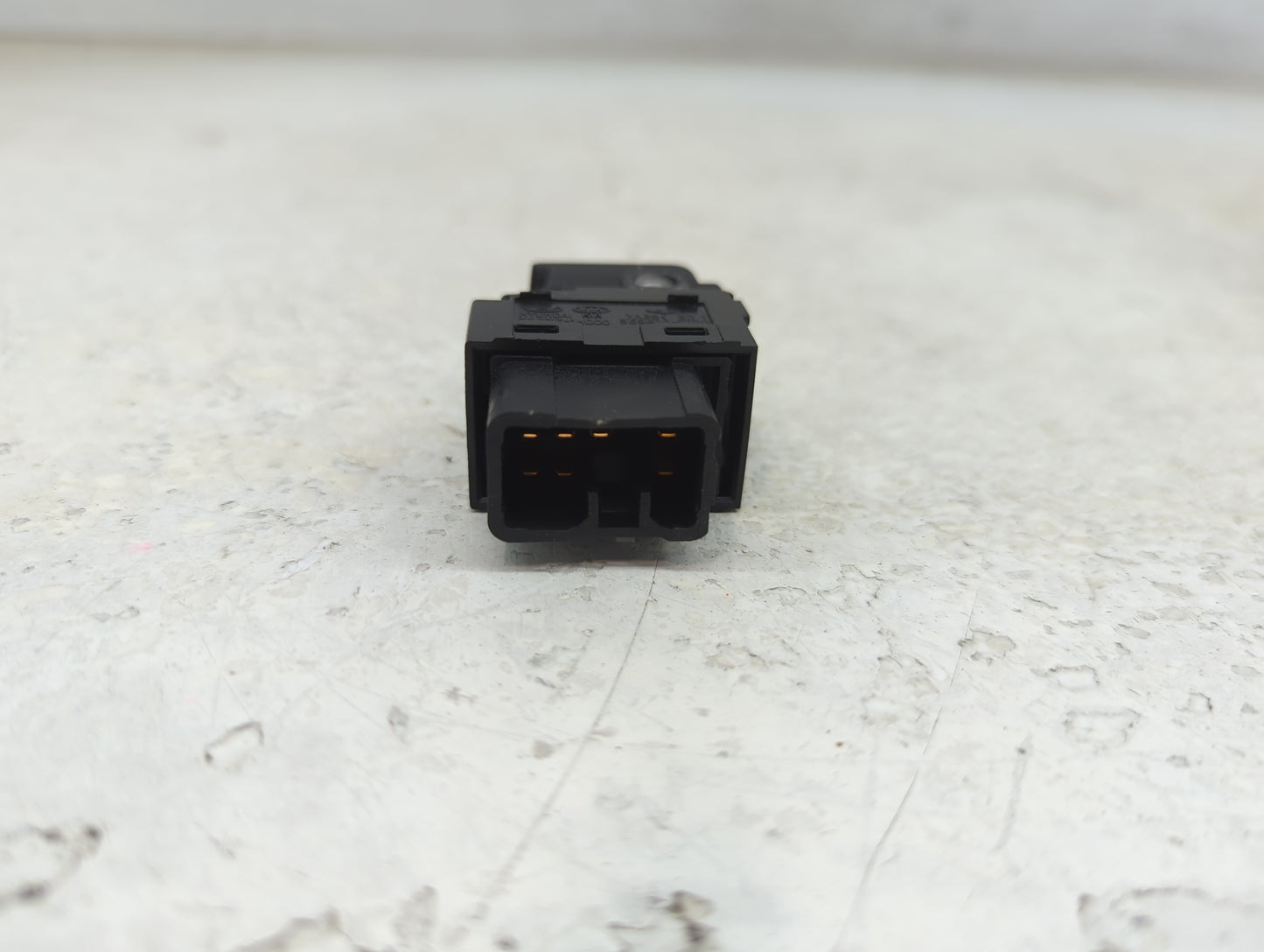 2014 Kia Sportage Passenger Right Power Window Switch - Oemusedautoparts1.com