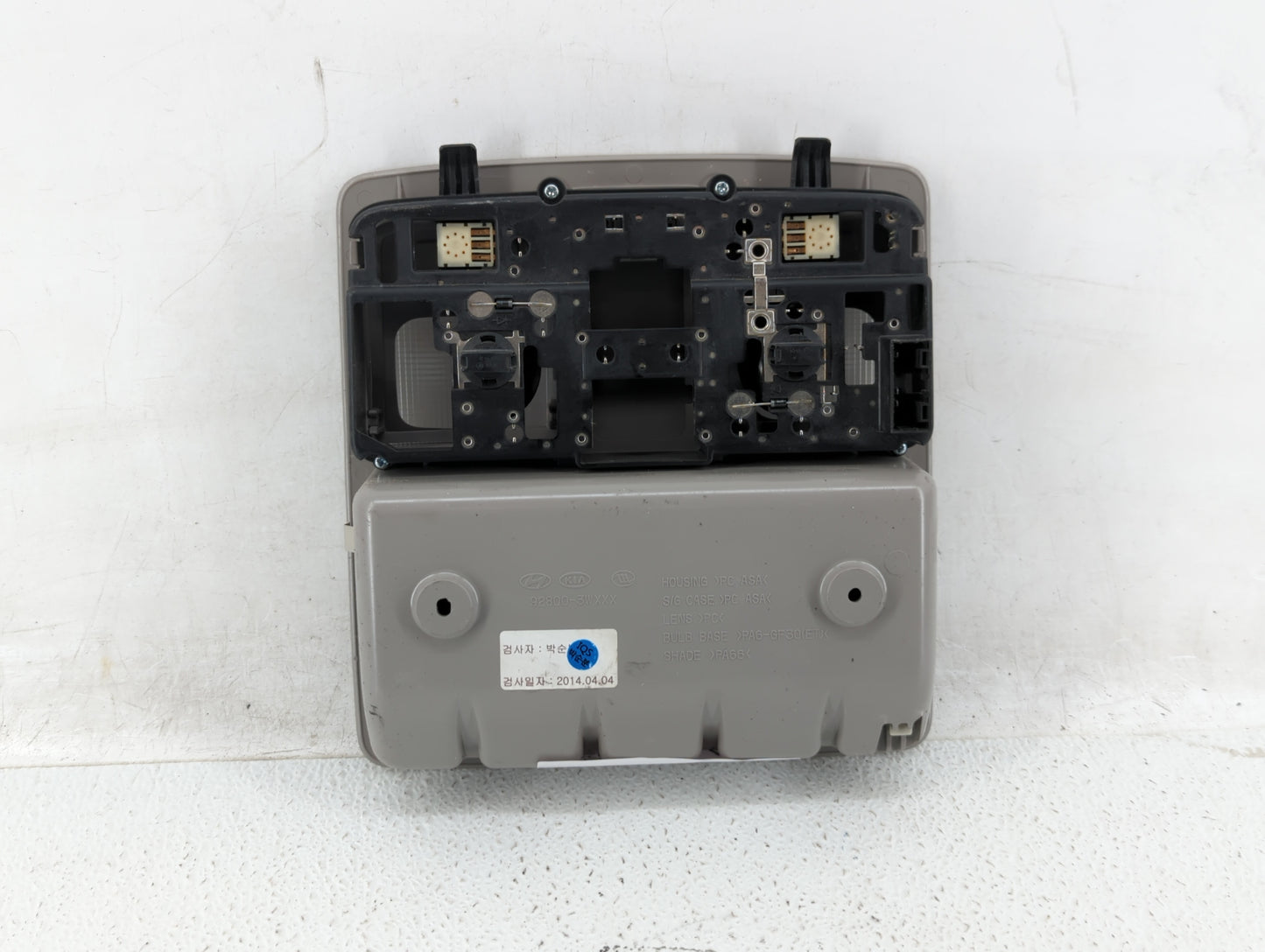 2014 Kia Sportage Overhead Roof Console Grey - Oemusedautoparts1.com