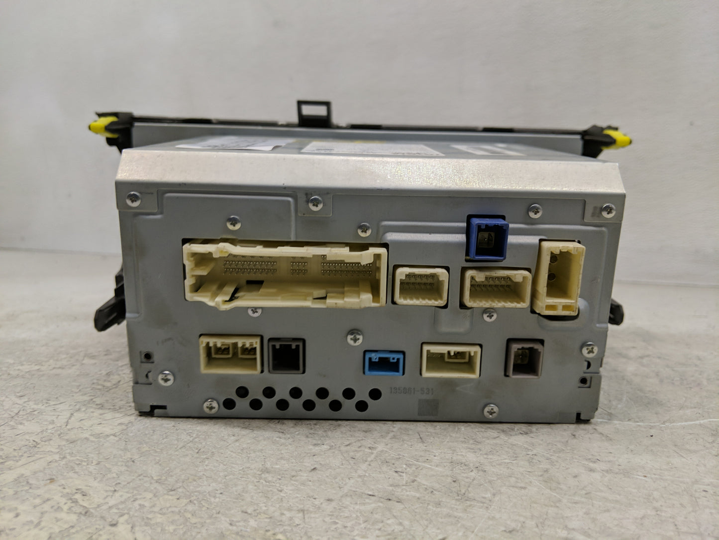 2014 Lexus Es350 Radio AM FM Cd Player Receiver Replacement P/N:8613033450 Fits OEM Used Auto Parts - Oemusedautoparts1.com