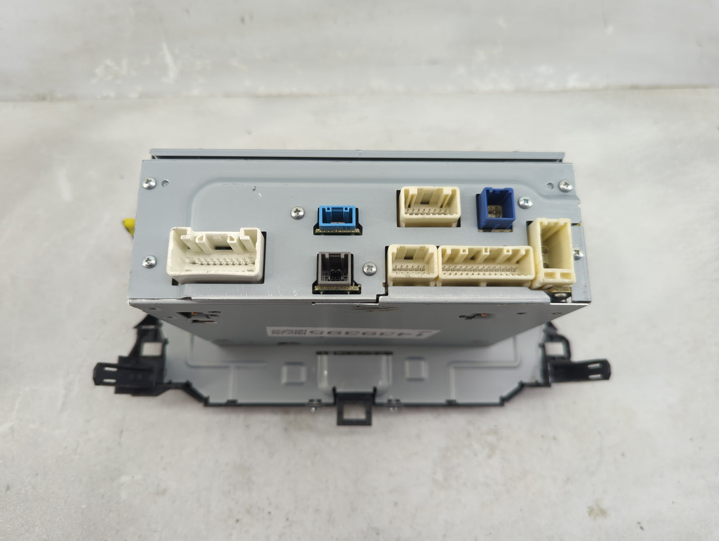 2014 Lexus Es350 Radio AM FM Cd Player Receiver Replacement P/N:86140-33061 Fits OEM Used Auto Parts - Oemusedautoparts1.com