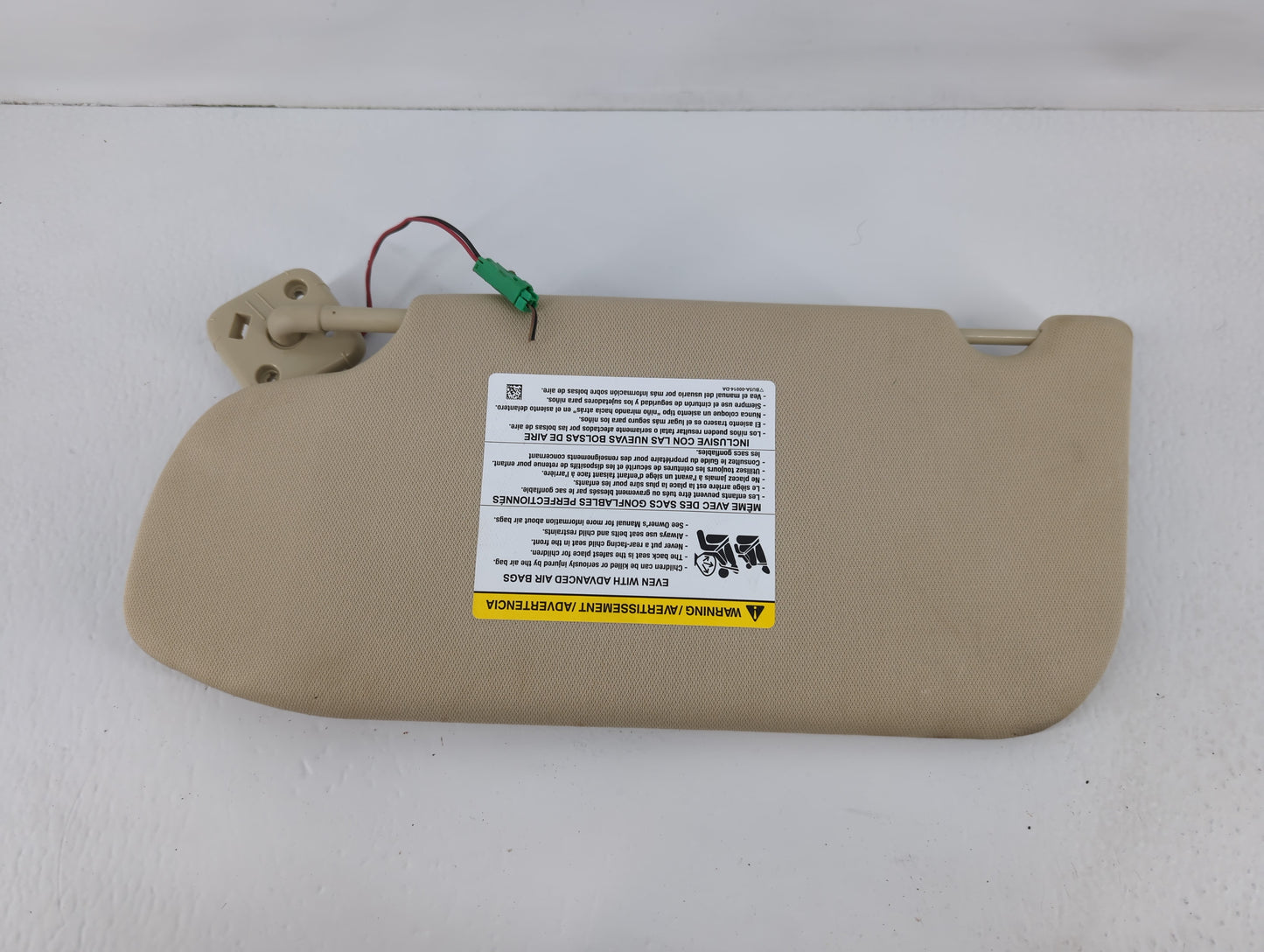 2013-2019 Lincoln Mkt Sun Visor Shade Replacement Passenger Right Mirror Fits OEM Used Auto Parts - Oemusedautoparts1.com