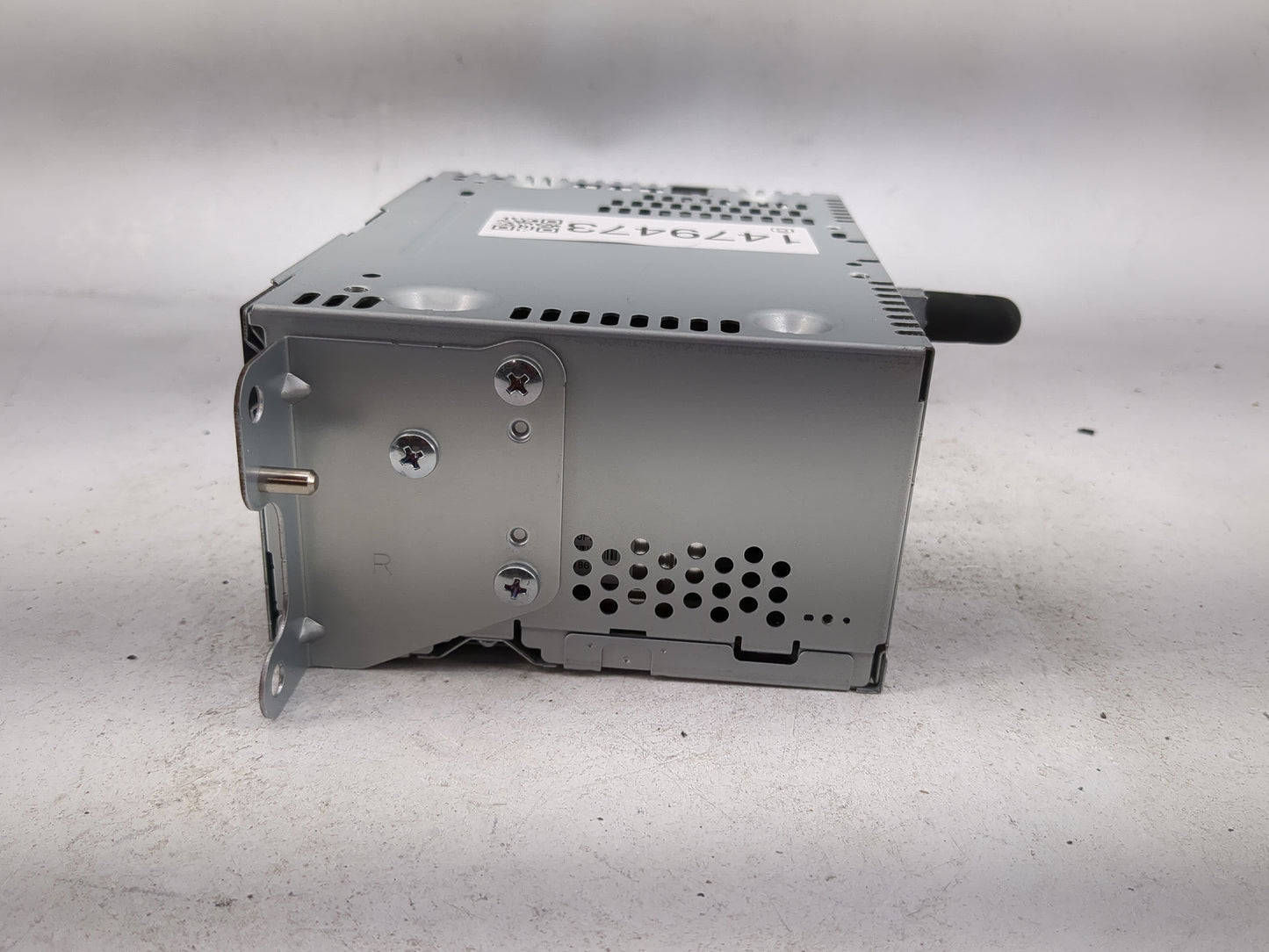 2014 Lincoln Mkx Radio AM FM Cd Player Receiver Replacement P/N:PU-3908L-B Fits OEM Used Auto Parts - Oemusedautoparts1.com