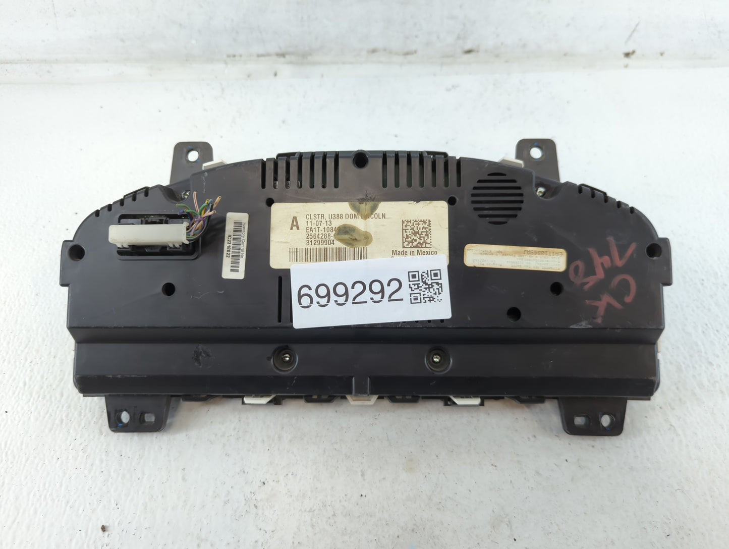 2014-2015 Lincoln Mkx Instrument Cluster Speedometer Gauges P/N:EA1T-10849 Fits Fits 2014 2015 OEM Used Auto Parts - Oemused