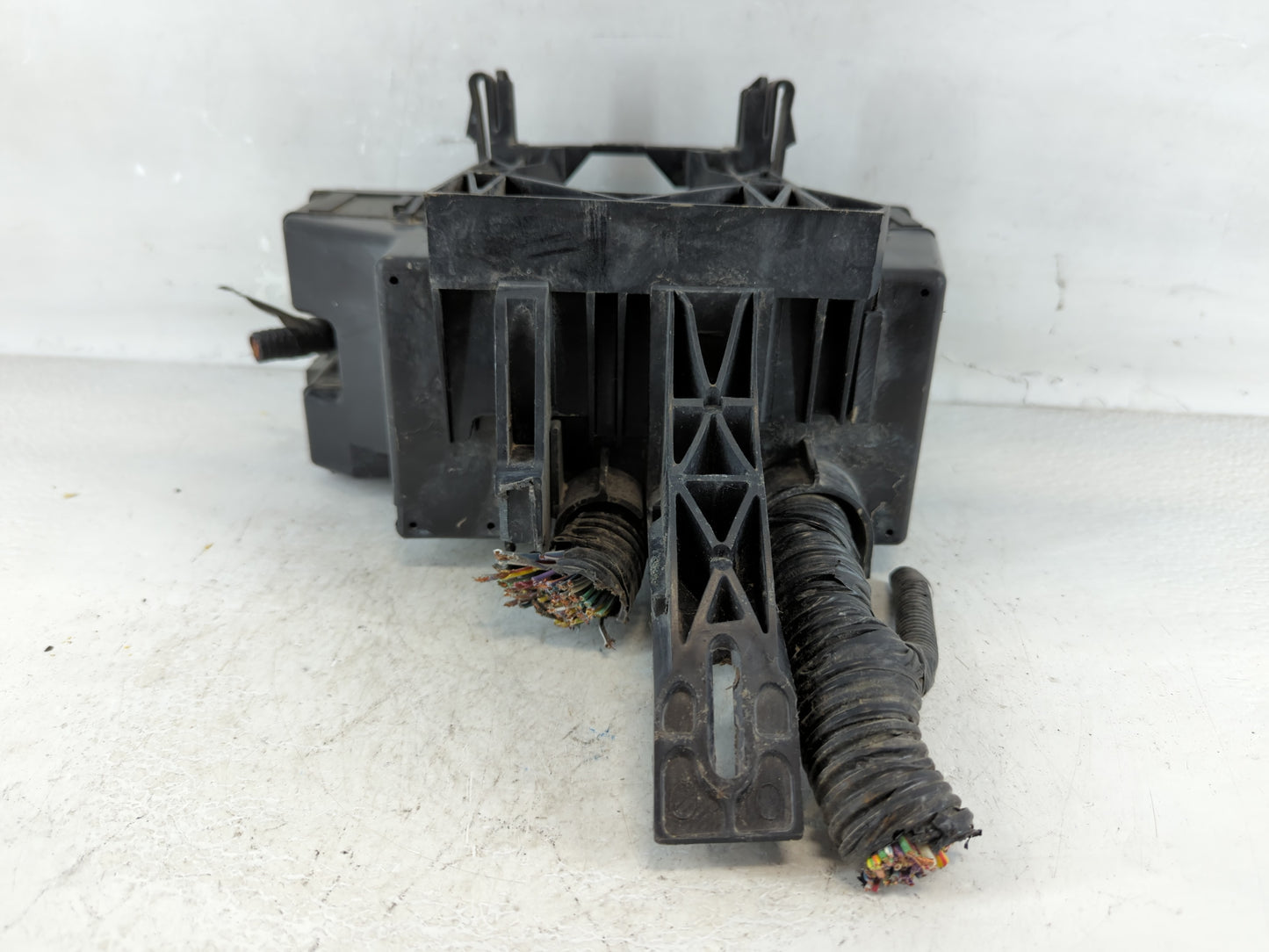 2012-2015 Lincoln Mkx Fusebox Fuse Box Panel Relay Module P/N:CA1T-14290-EH Fits Fits 2012 2013 2014 2015 OEM Used Auto Part
