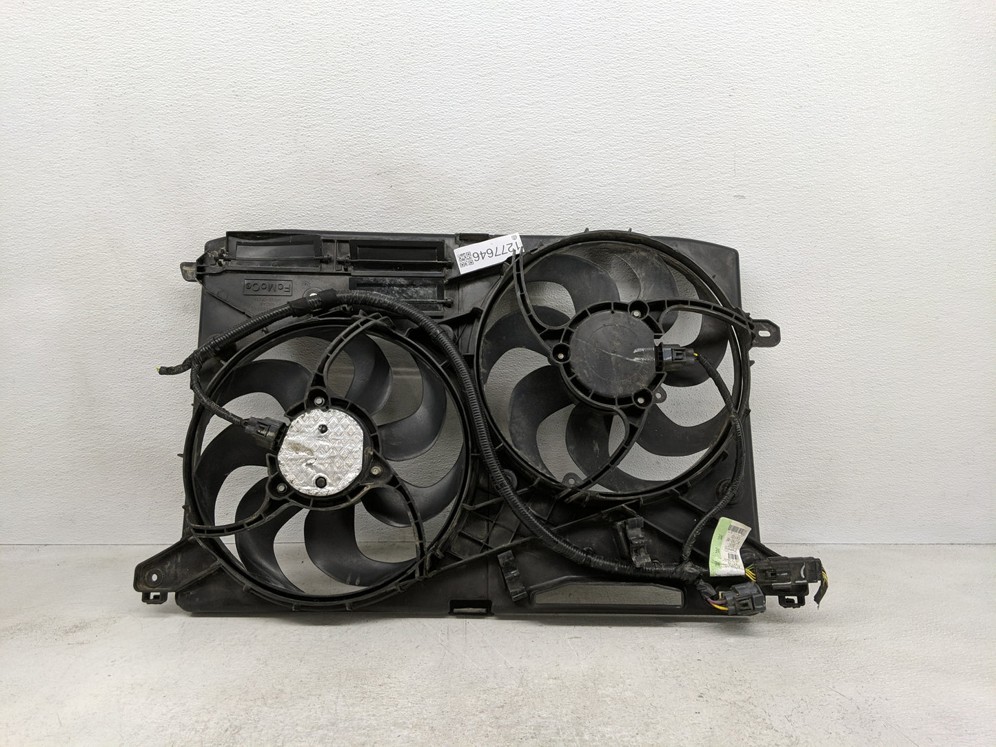 2013-2016 Lincoln Mkz Electric Radiator Cooling Fan Motor Assembly P/N:10891220 10891320 Fits Fits 2013 2014 2015 2016 OEM U