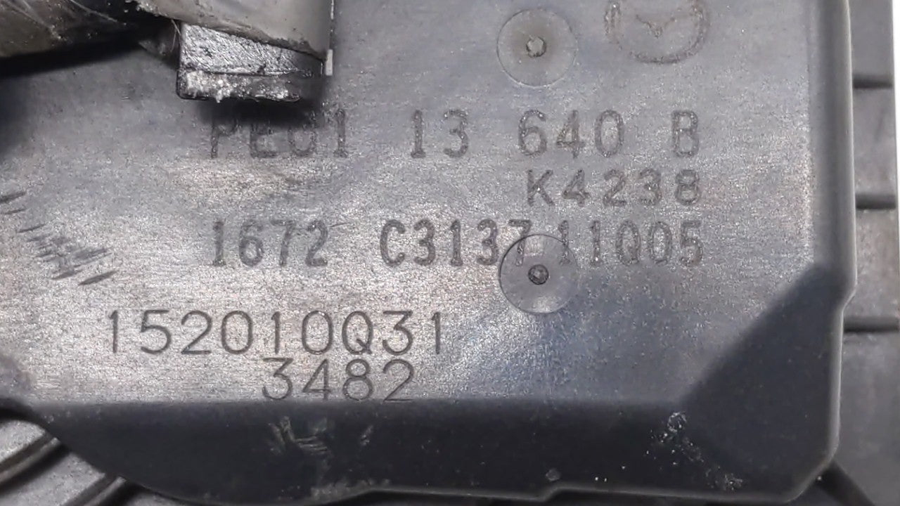 2012-2014 Mazda 3 Throttle Body P/N:PE01 13 640 A PE01 13 640 B, 152009S18, 640 K4238 6R26 Fits Fits 2012 2013 2014 OEM Used