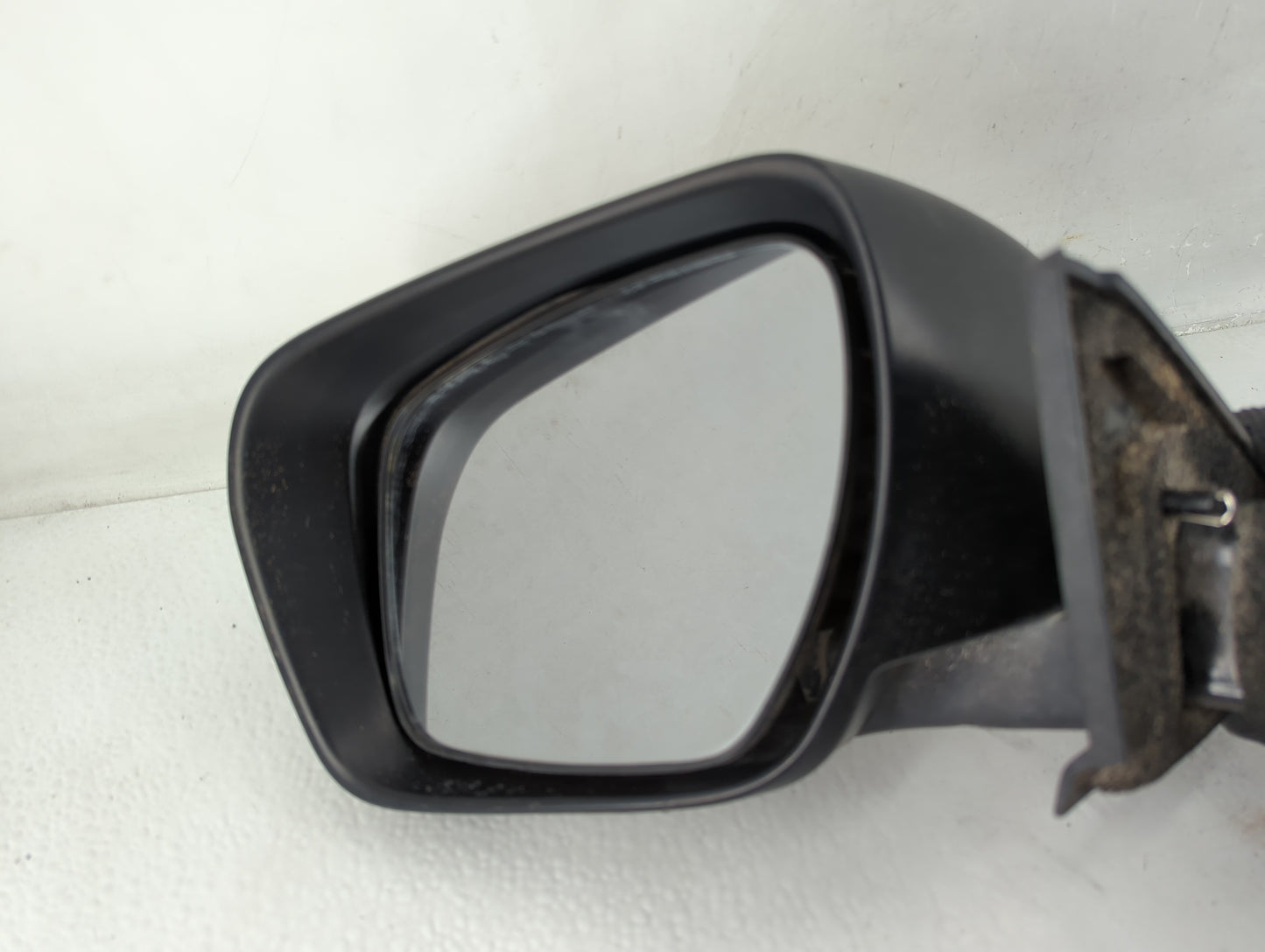 2013-2017 Mazda 5 Driver Side View Mirror - Left Door Mirror OEM Used - Oemusedautoparts1.com