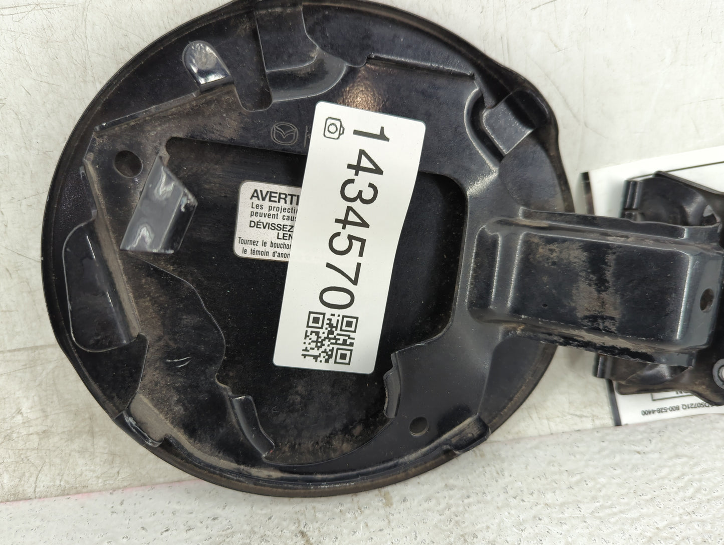 2014 Mazda Cx-5 Fuel Tank Door Lid Gas Tank Black - Oemusedautoparts1.com