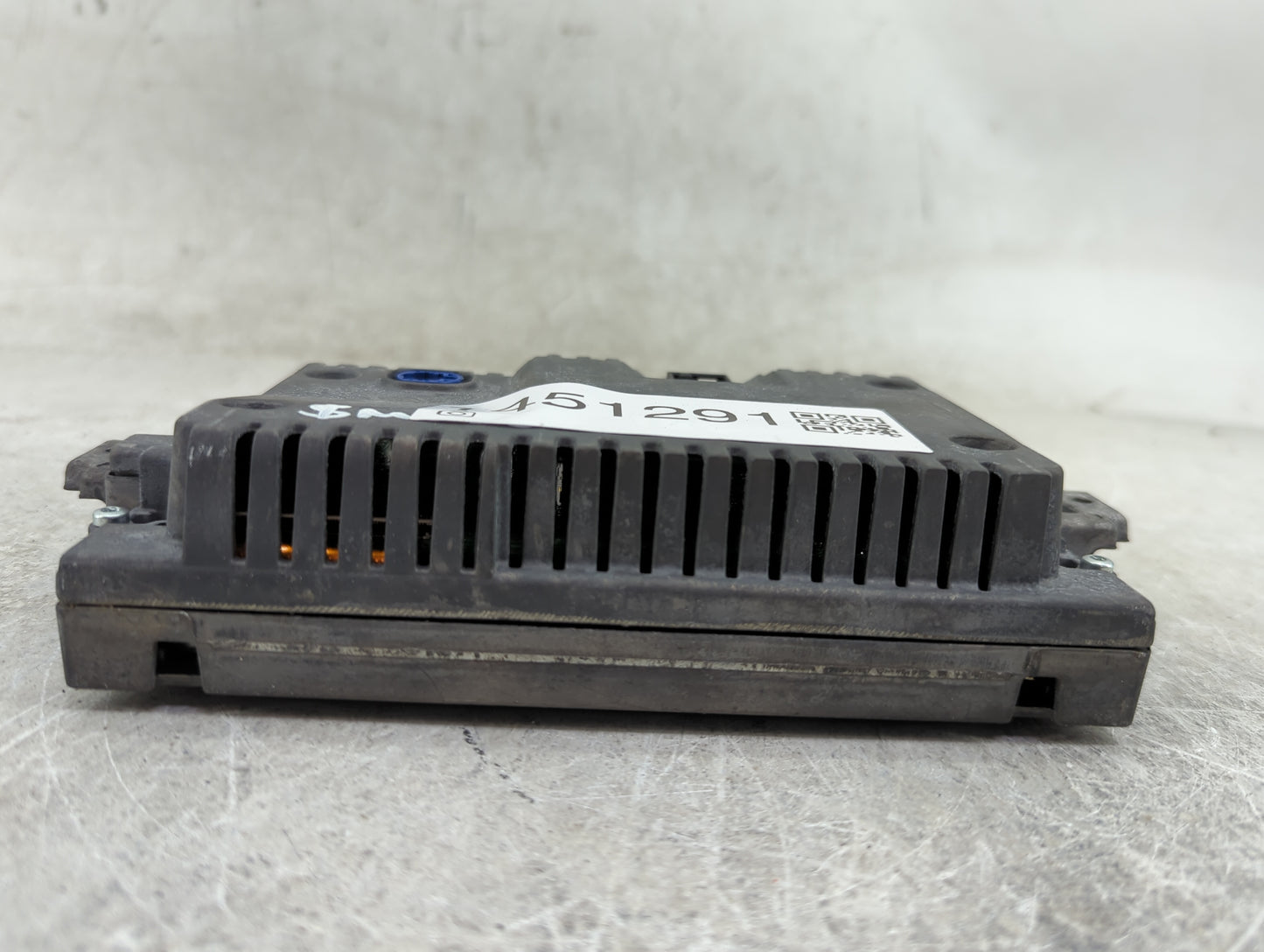 Mercedes-benz C-class Information Display Screen - Oemusedautoparts1.com
