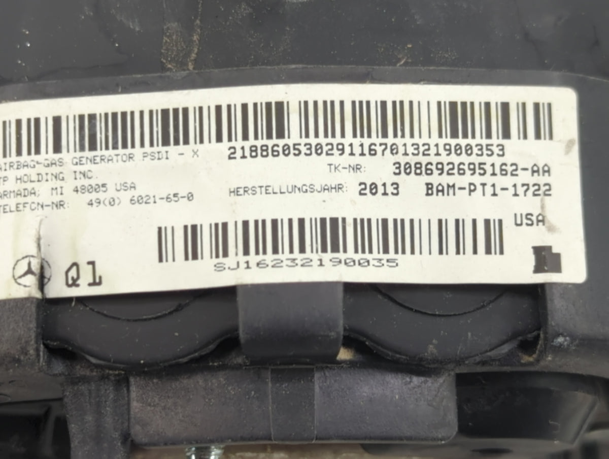 2014 Mercedes-Benz Cla250 Air Bag Driver Left Steering Wheel Mounted P/N:30669541AB 308692695162-AA, L1TB13192551T Fits OEM