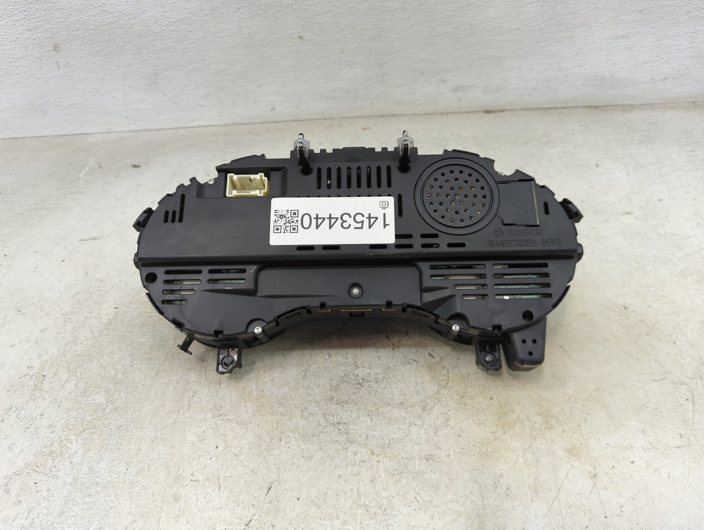 2014-2015 Mercedes-Benz Cla250 Instrument Cluster Speedometer Gauges P/N:0 263 697 035 A117 900 76 00 Miles: Fits Fits 2014