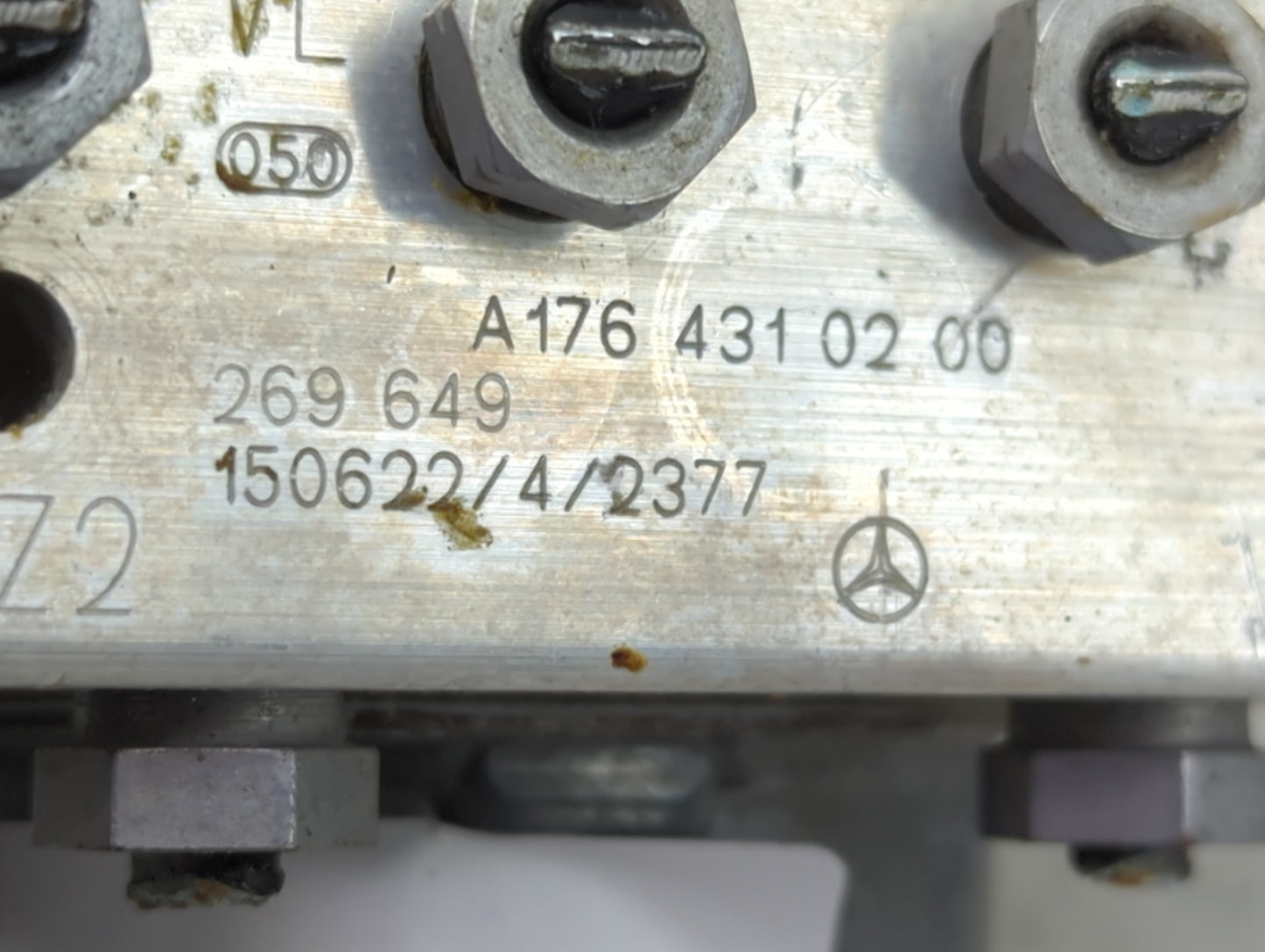 2014-2015 Mercedes-Benz Cla250 ABS Pump Control Module Replacement P/N:A176 431 02 00 A009 431 64 12, 269 627 Fits Fits 2014