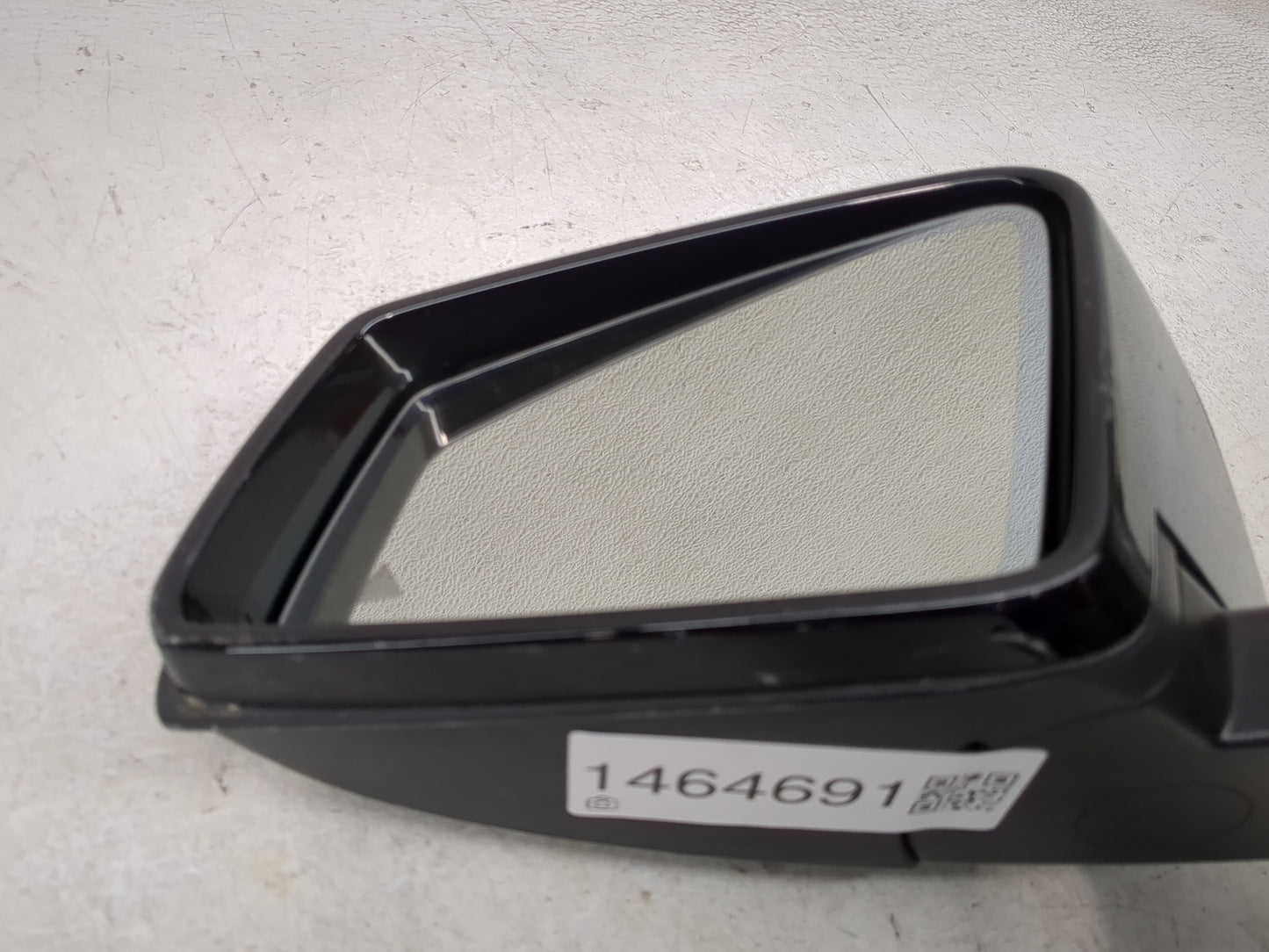 2014-2016 Mercedes-Benz Cla250 Driver Side View Mirror - Left Door Mirror OEM Used - Oemusedautoparts1.com