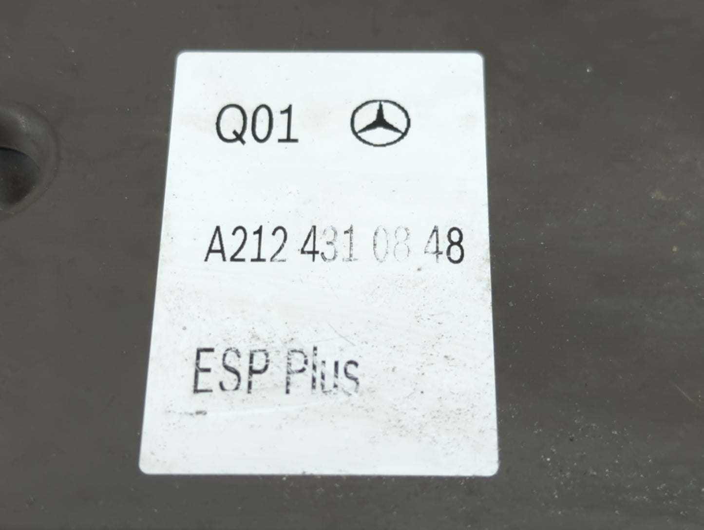 2014 Mercedes-Benz E350 ABS Pump Control Module Replacement P/N:A212 431 08 48 Fits OEM Used Auto Parts - Oemusedautoparts1.