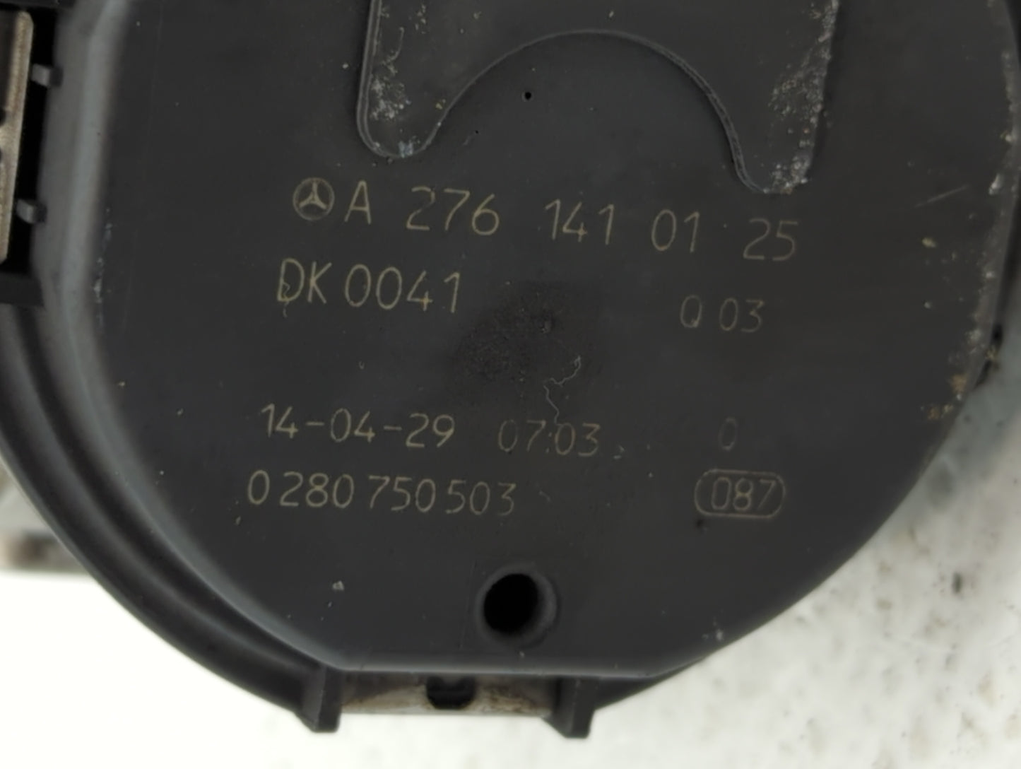 2012-2016 Mercedes-Benz E350 Throttle Body P/N:A 276 141 01 25 2761410125 Fits OEM Used Auto Parts - Oemusedautoparts1.com