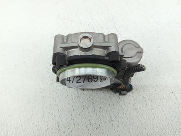 2012 Mercedes-Benz R350 Throttle Body P/N:A 276 141 01 25 2761410125 Fits Fits 2013 2014 2015 2016 2017 2018 2019 2020 2021 2022 OEM Used Auto Parts