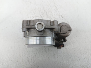 2012 Mercedes-Benz R350 Throttle Body P/N:A 276 141 01 25 2761410125 Fits Fits 2013 2014 2015 2016 2017 2018 2019 2020 2021 2022 OEM Used Auto Parts